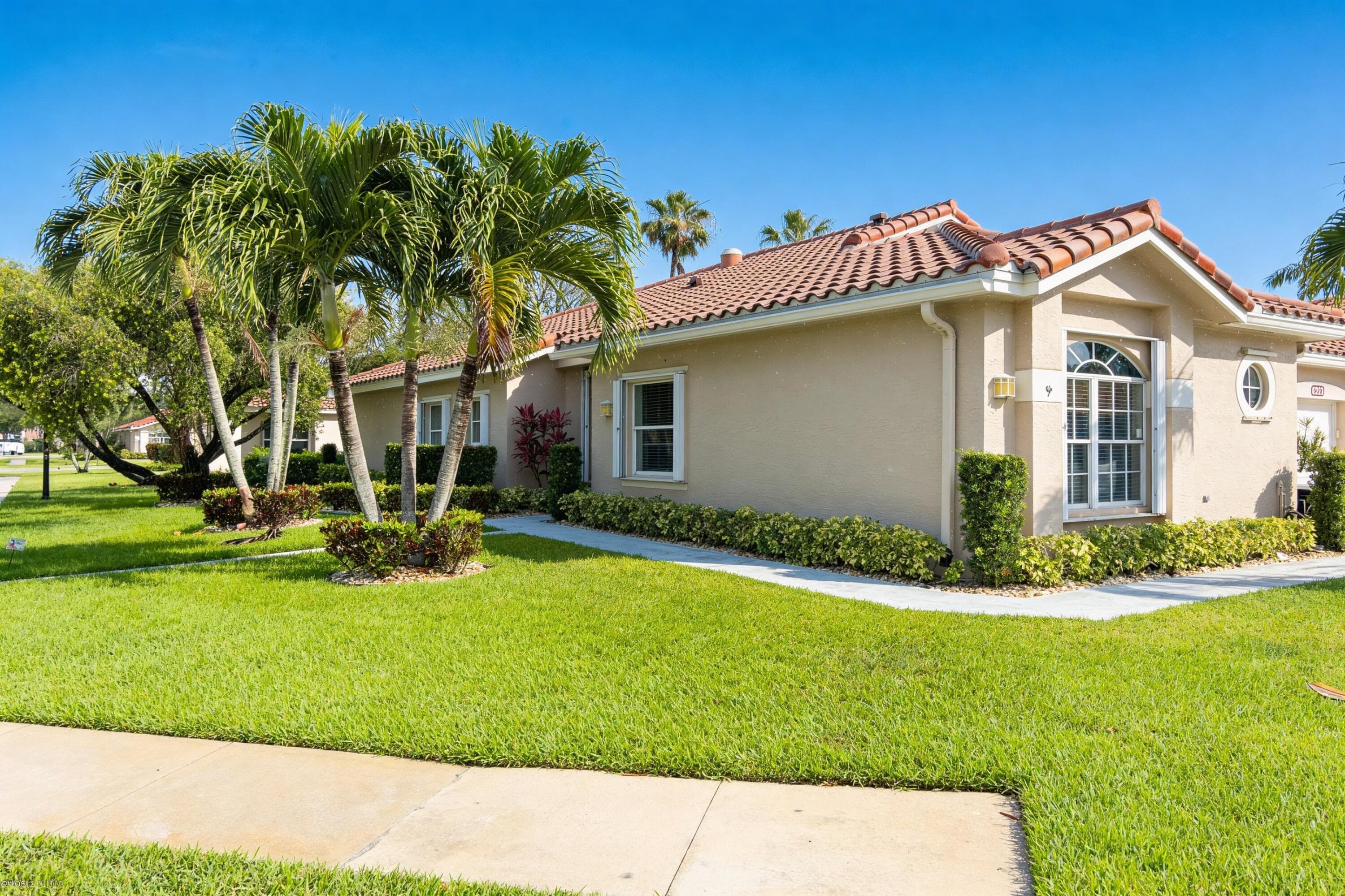 6419 Long Key Lane, Boynton Beach, FL 33472 — photo 3 of 32