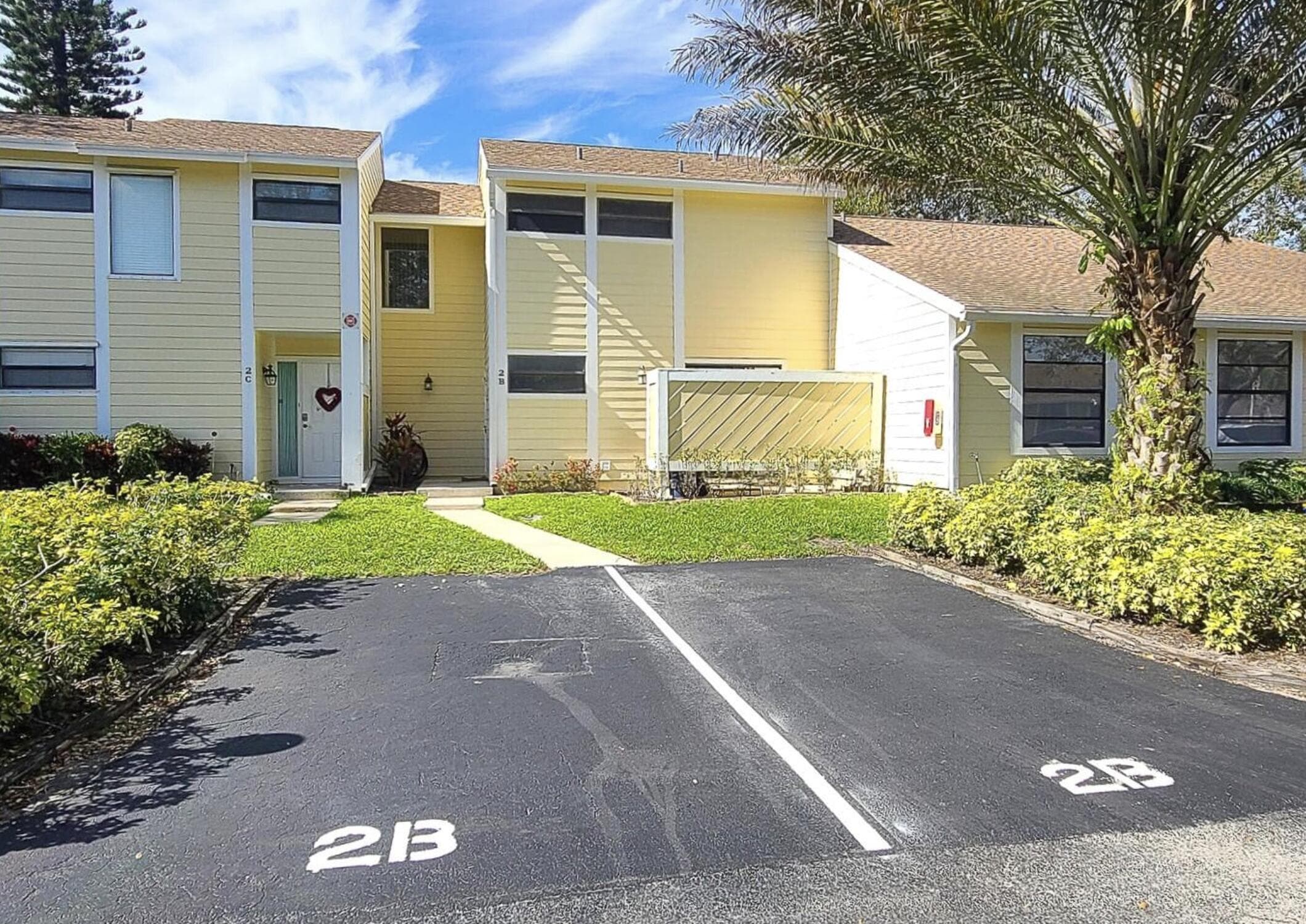 402 Lakewood Court 2b, Jupiter, FL 33458 — photo 1 of 78