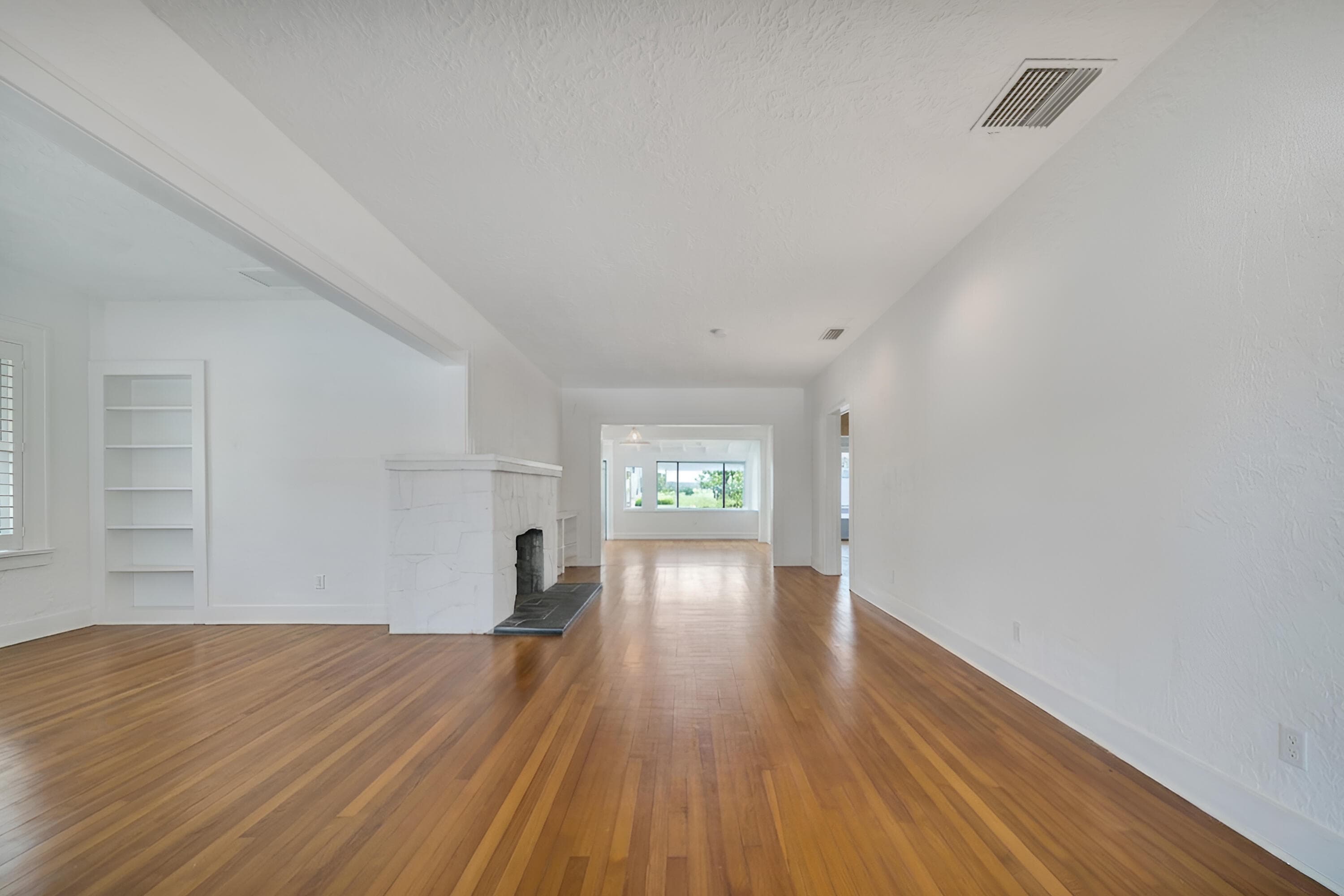 1408 N Lakeside Drive, Lake Worth Beach, FL 33460 — photo 8 of 25