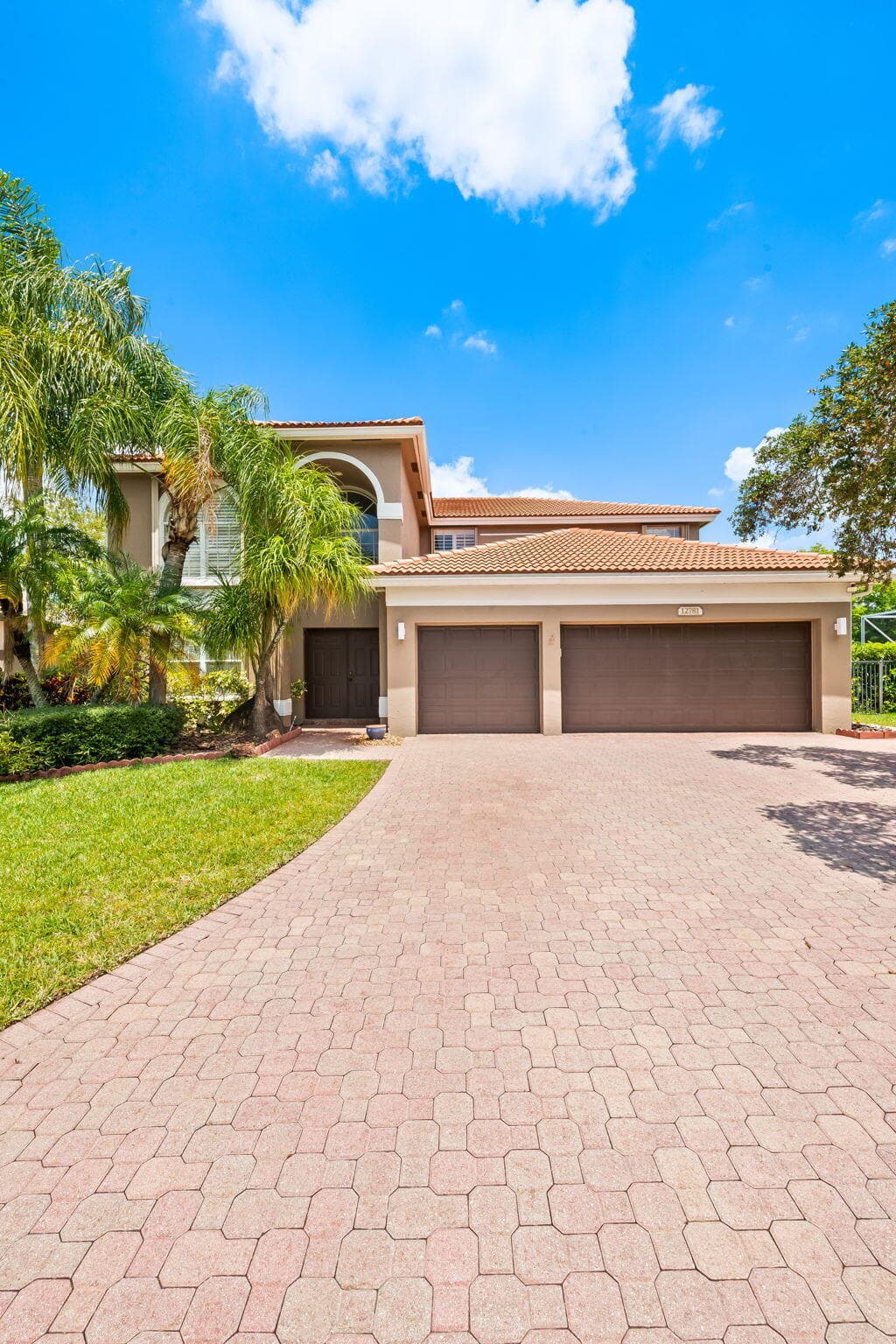 12781 Yardley Drive, Boca Raton, FL 33428 — photo 4 of 55