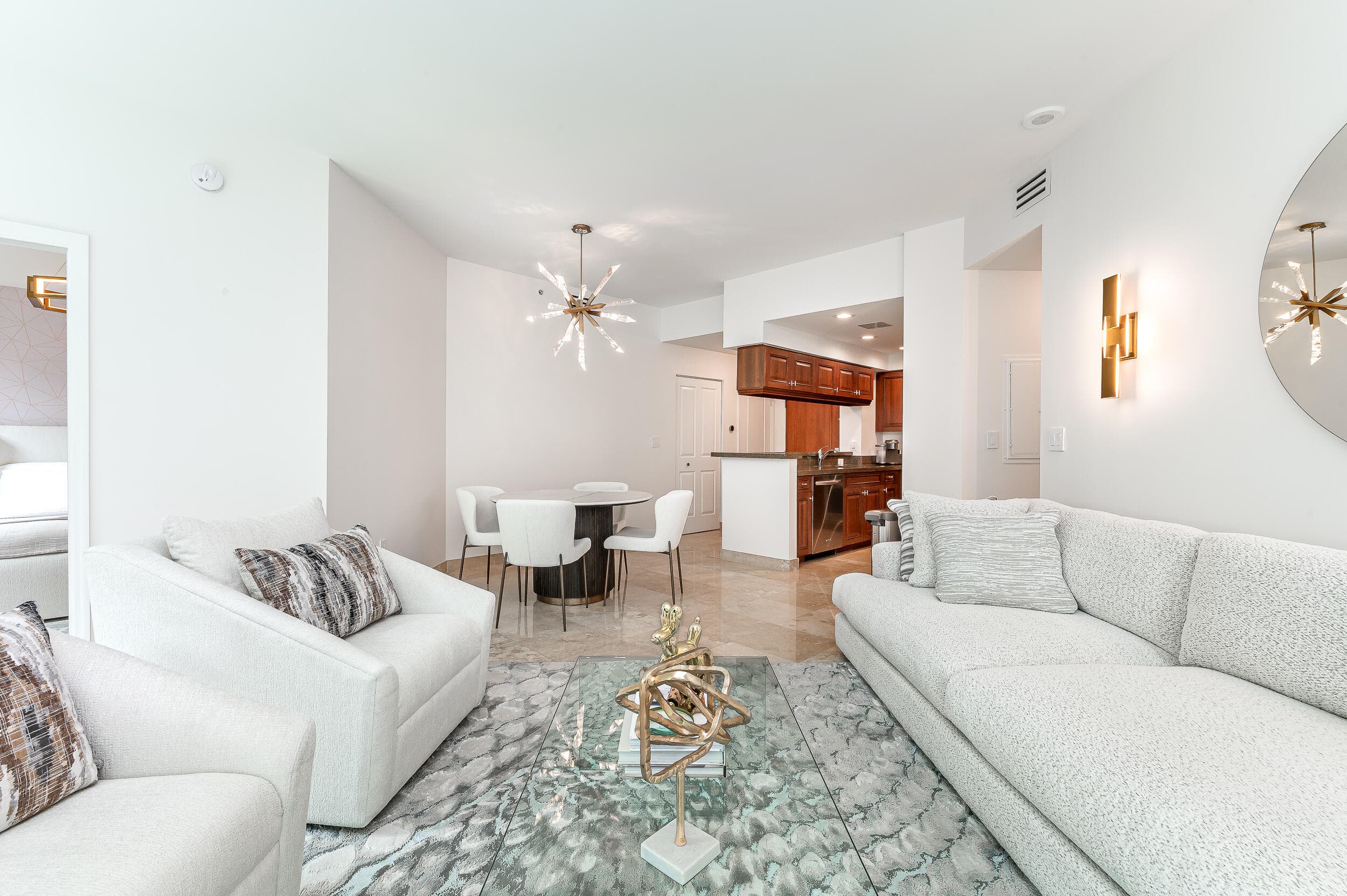 347 N New River Drive E, Fort Lauderdale, FL 33301 — photo 5 of 21