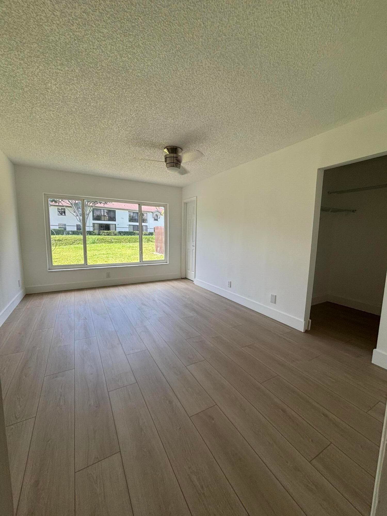 5430 Mirror Lakes Boulevard, Boynton Beach, FL 33472 — photo 10 of 33