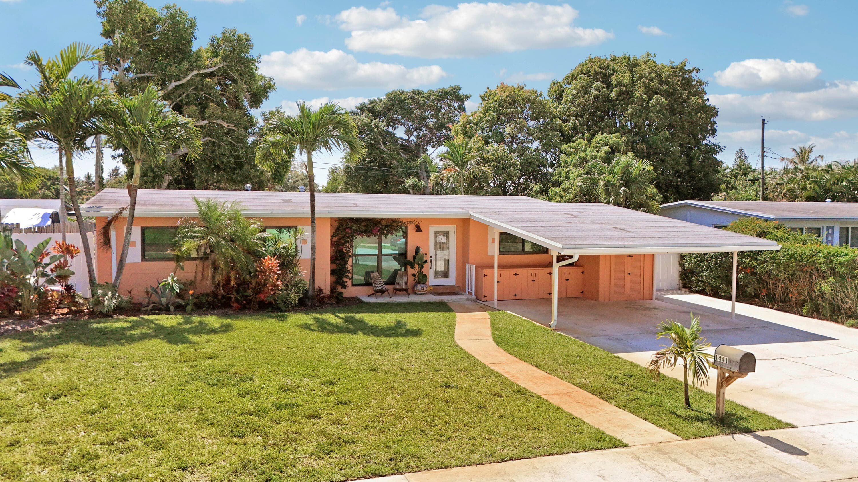 1441 Hillcrest Drive, Lake Worth Beach, FL 33461 — photo 37 of 43