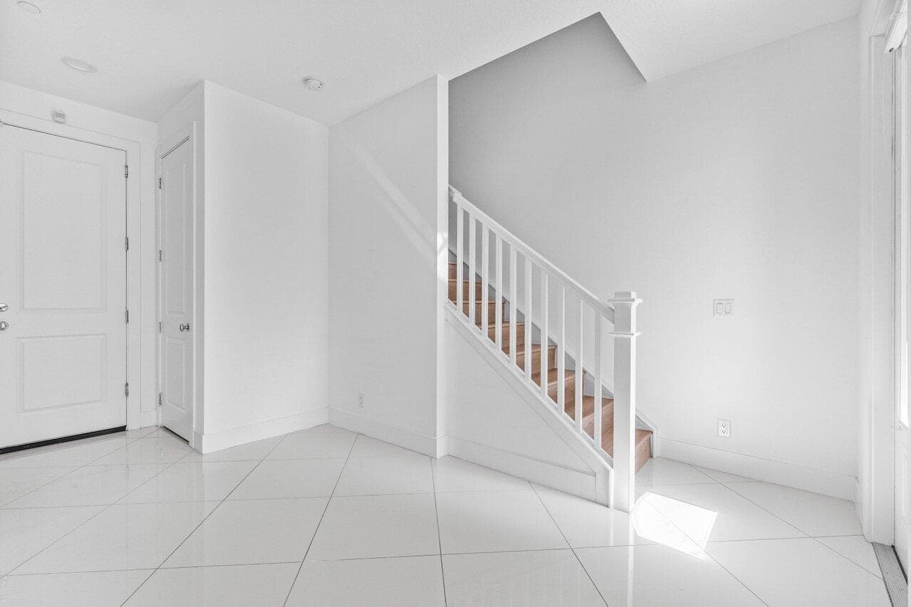 7115 Edison Place, Palm Beach Gardens, FL 33418 — photo 10 of 55