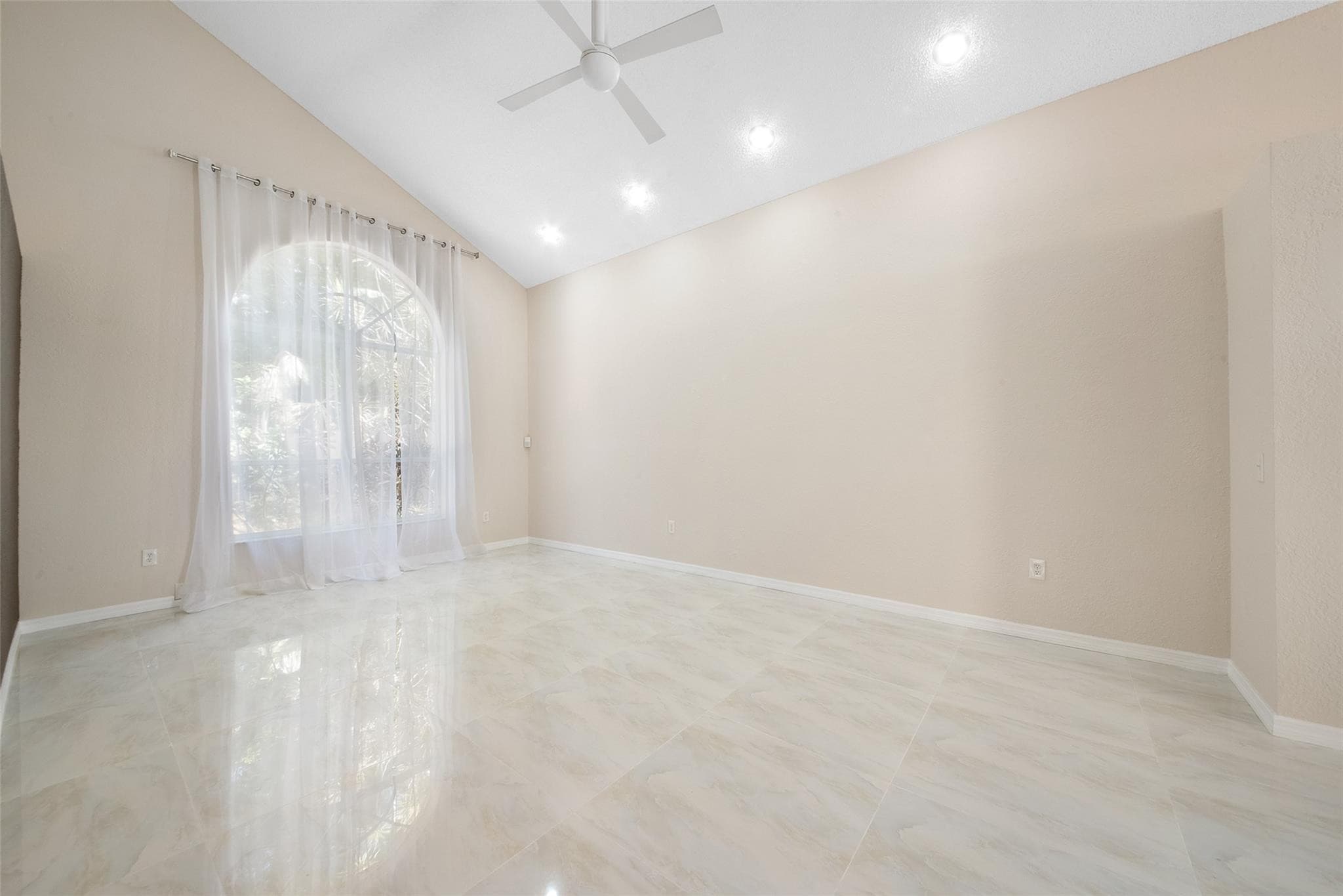 6625 NW 75th Place, Parkland, FL 33067 — photo 12 of 45