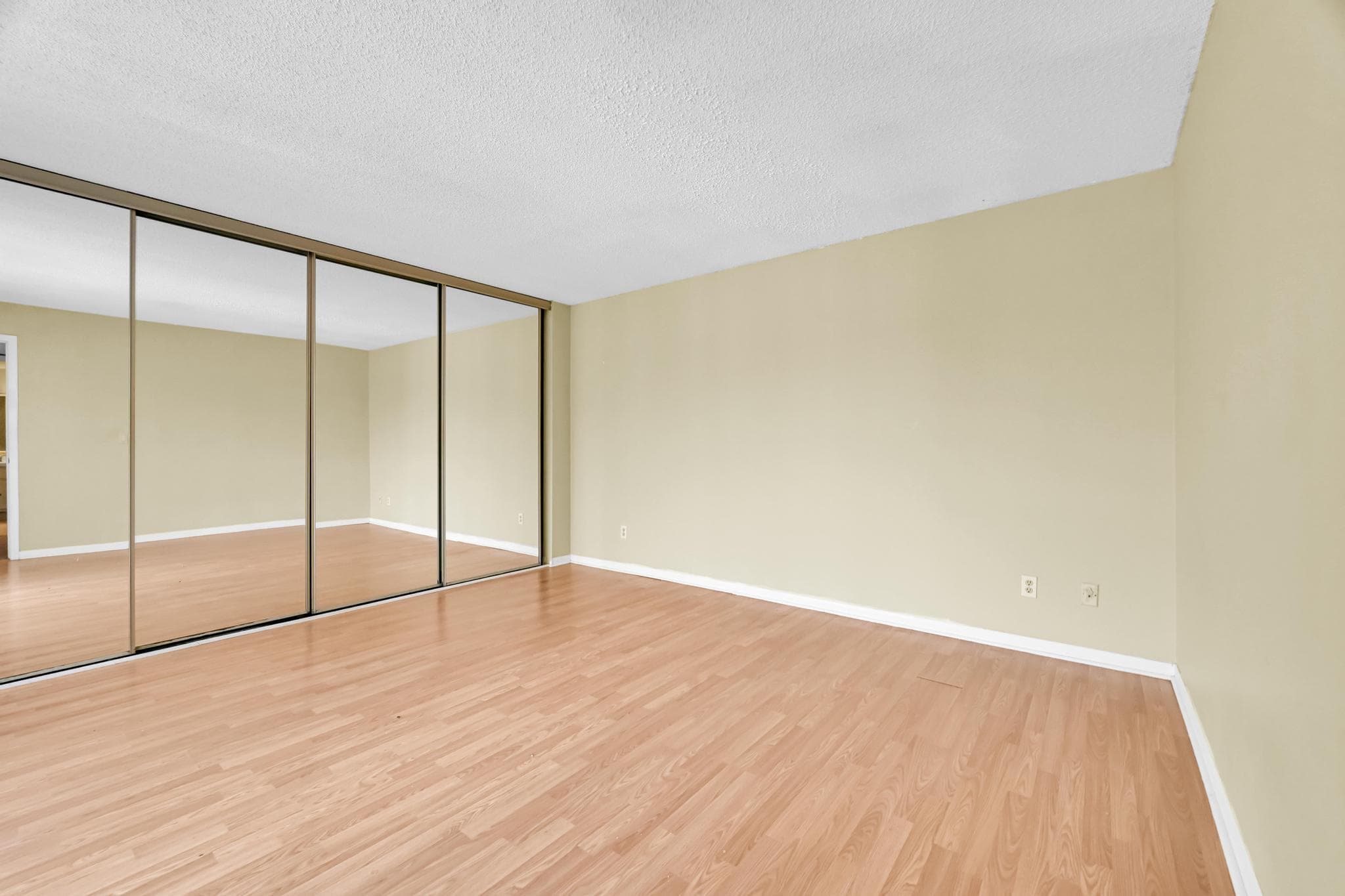 1458 N Lawnwood Circle 26d, Fort Pierce, FL 34950 — photo 15 of 31