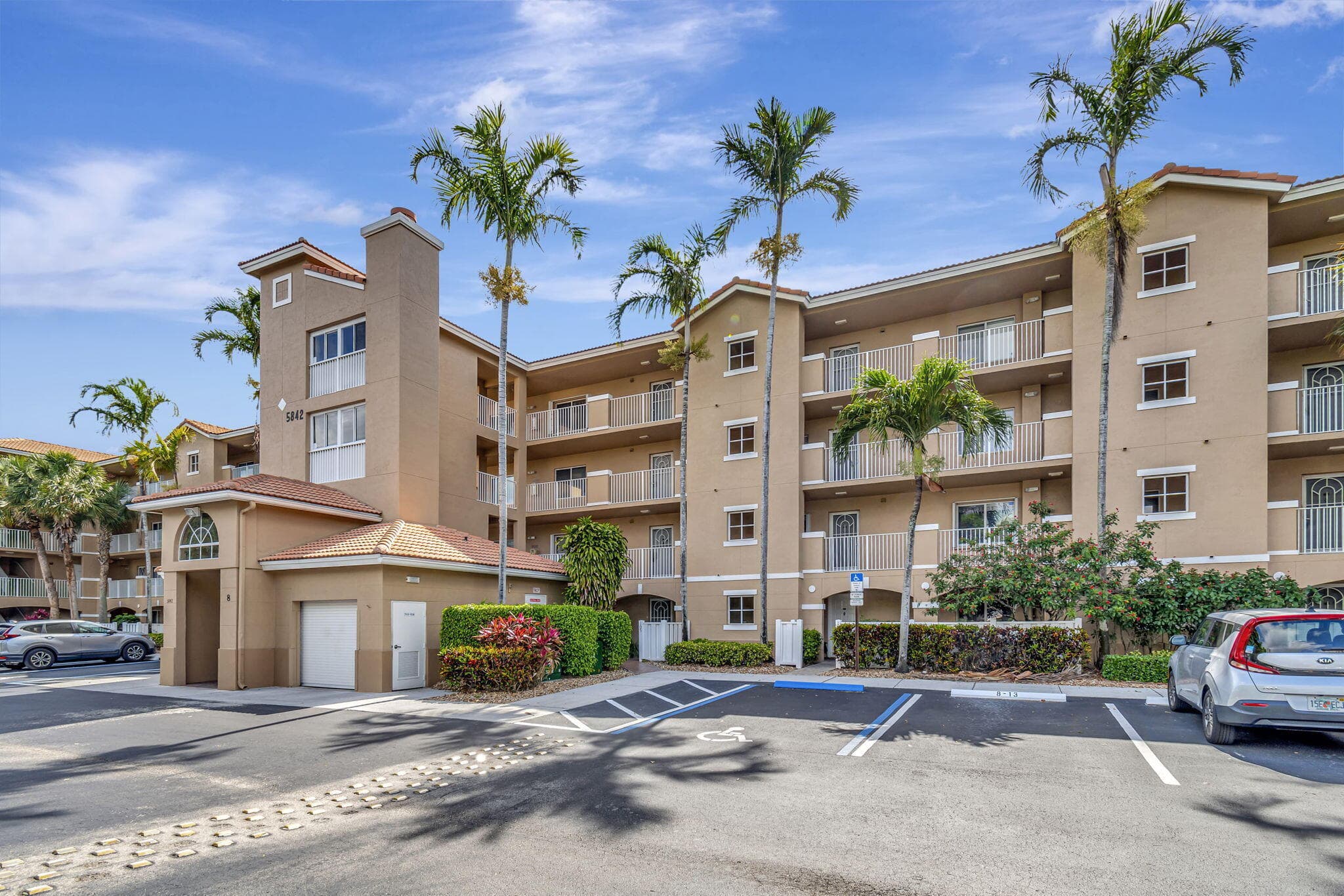 5842 Crystal Shores Drive 105, Boynton Beach, FL 33437 — photo 1 of 75
