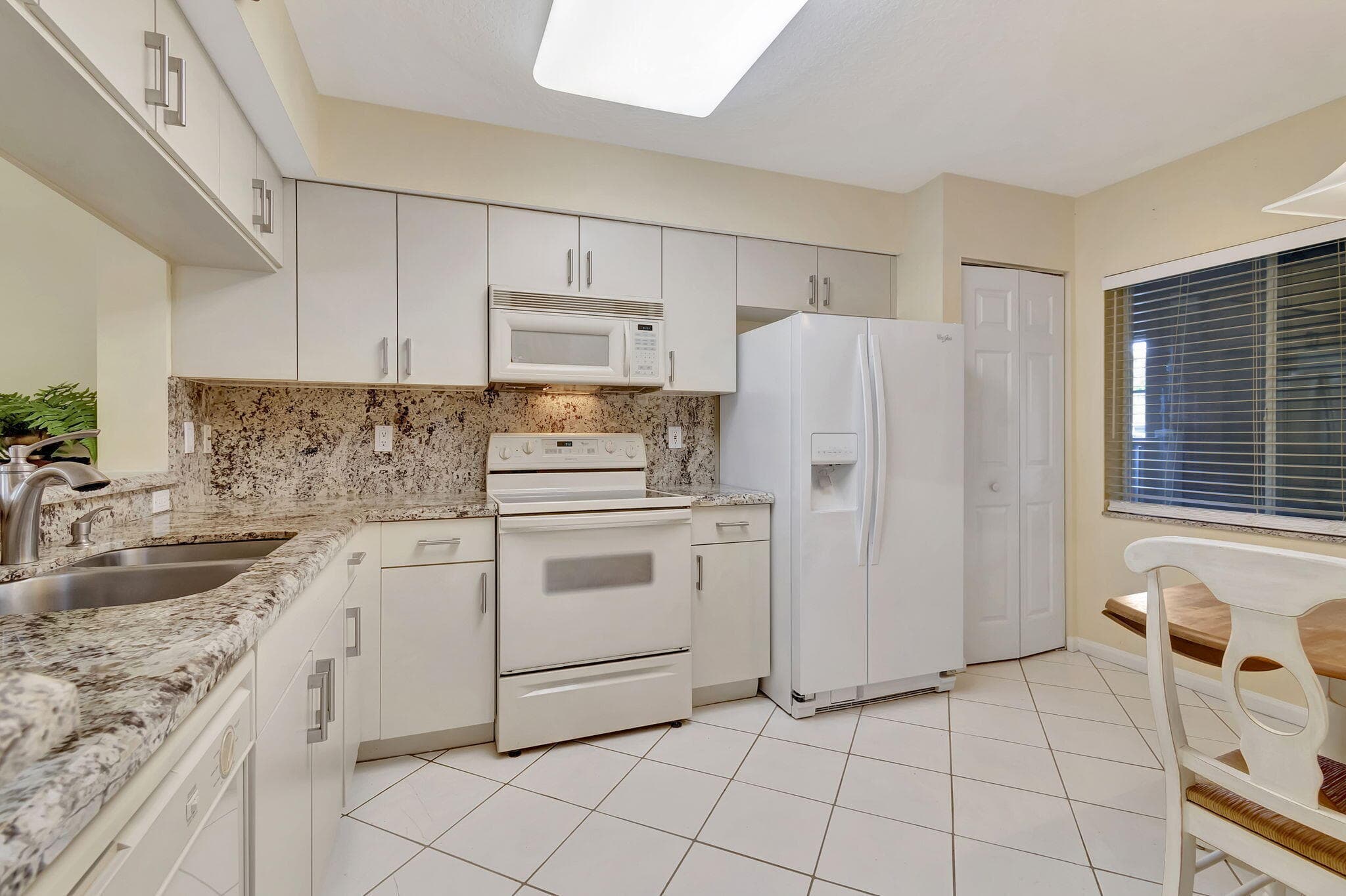 5842 Crystal Shores Drive 105, Boynton Beach, FL 33437 — photo 20 of 75