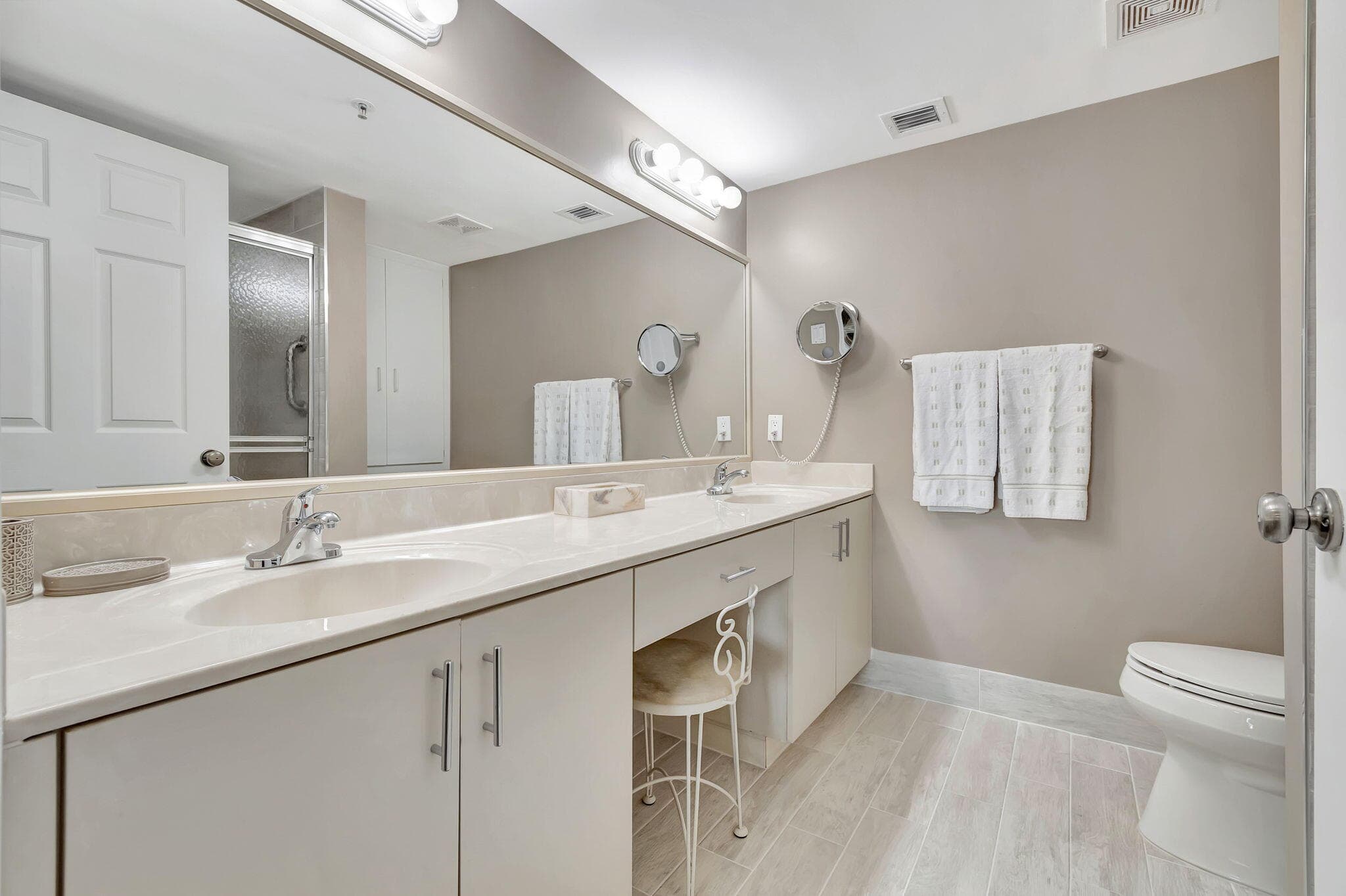 5842 Crystal Shores Drive 105, Boynton Beach, FL 33437 — photo 36 of 75