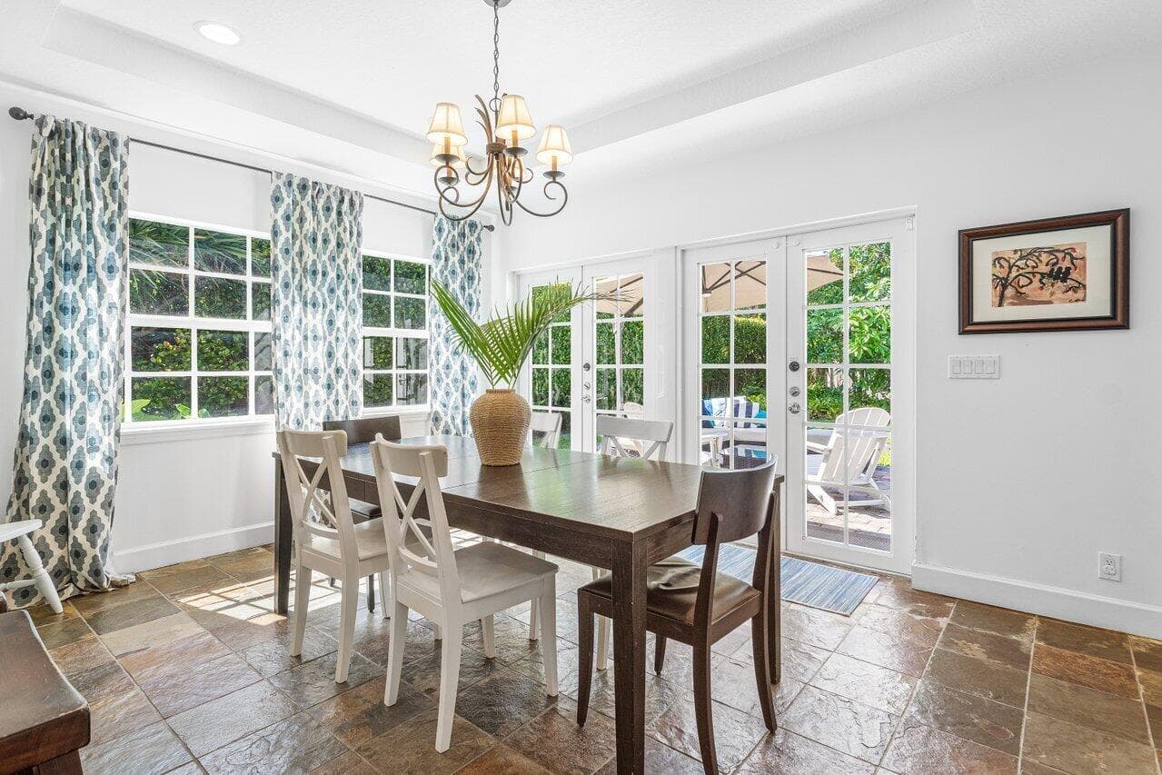 249 NE 15th Street, Delray Beach, FL 33444 — photo 7 of 26