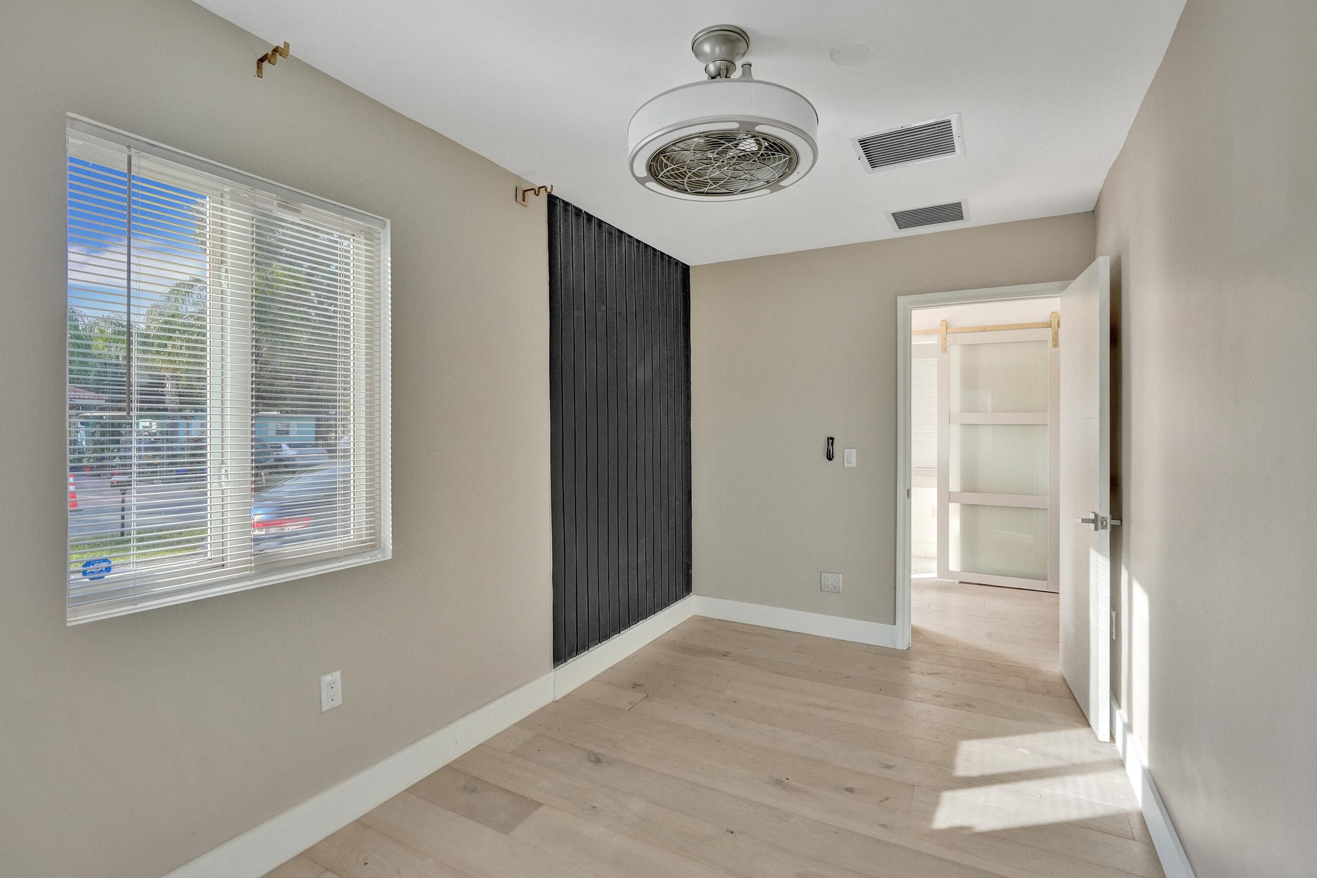 512 NW 15th Terrace, Fort Lauderdale, FL 33311 — photo 3 of 24