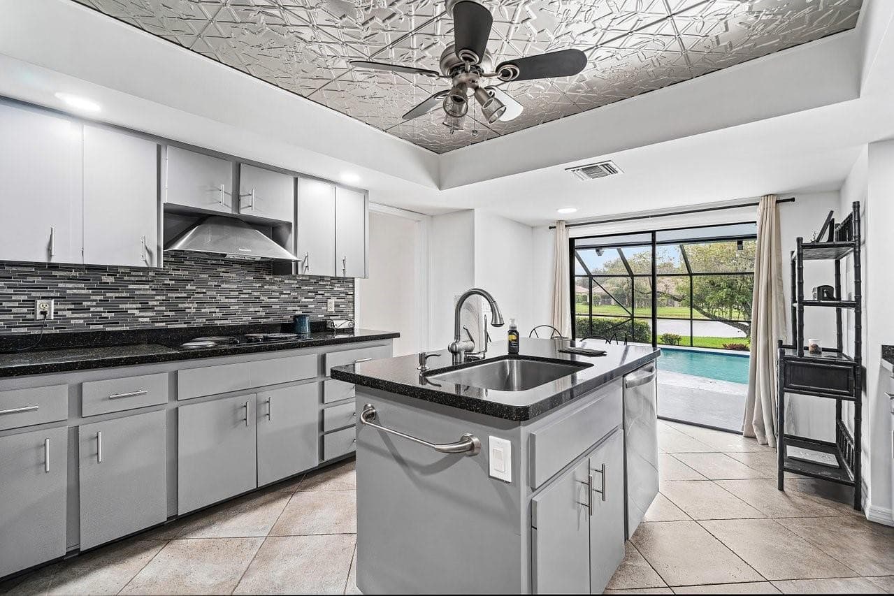 10158 SE Acorn Way, Jupiter, FL 33469 — photo 12 of 39