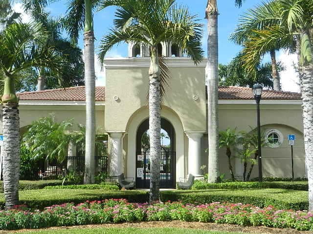 4870 Bonsai Circle 200, Palm Beach Gardens, FL 33418 — photo 15 of 18
