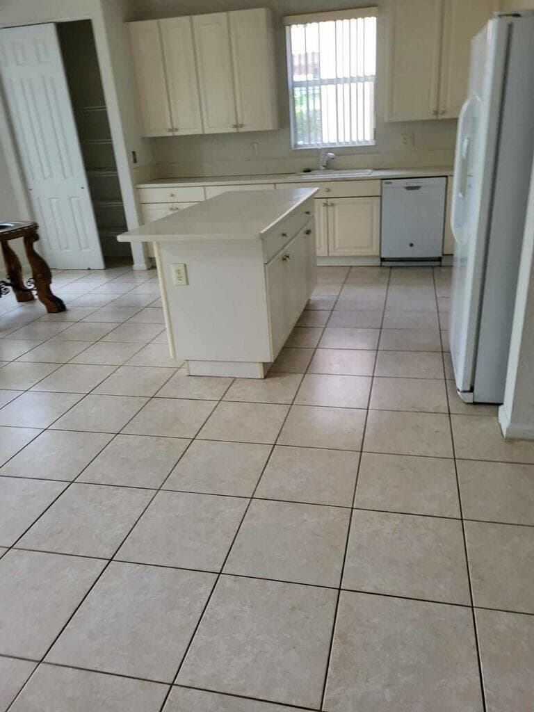 121 Tuscany Drive, Royal Palm Beach, FL 33411 — photo 5 of 24