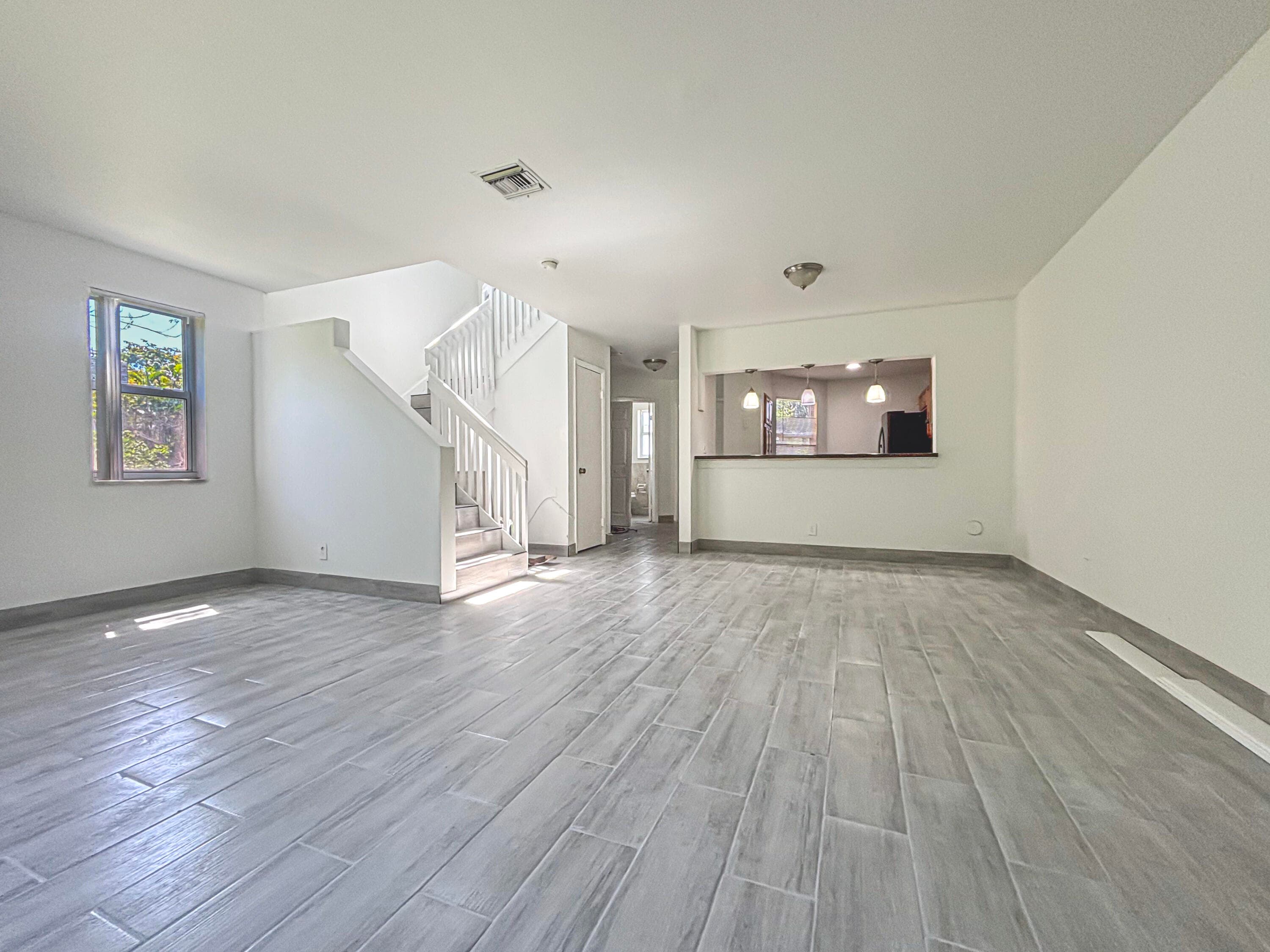 11401 NW 45th Street 11401, Coral Springs, FL 33065 — photo 9 of 20