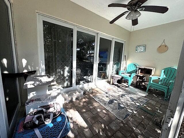 1361 NE 27 Way, Pompano Beach, FL — photo 10 of 11