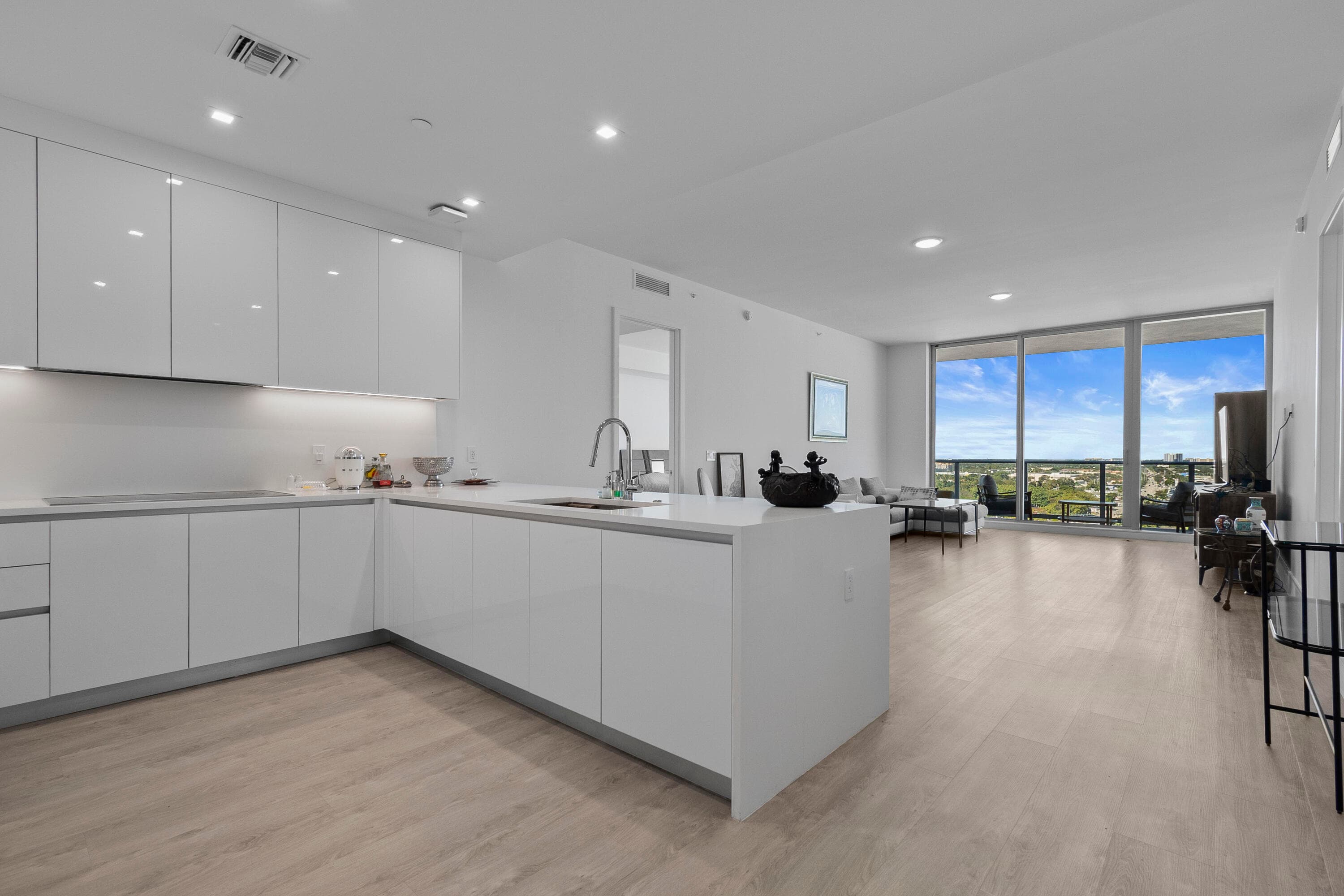 220 Lake Shore Drive 1913, Lake Park, FL 33403 — photo 1 of 39