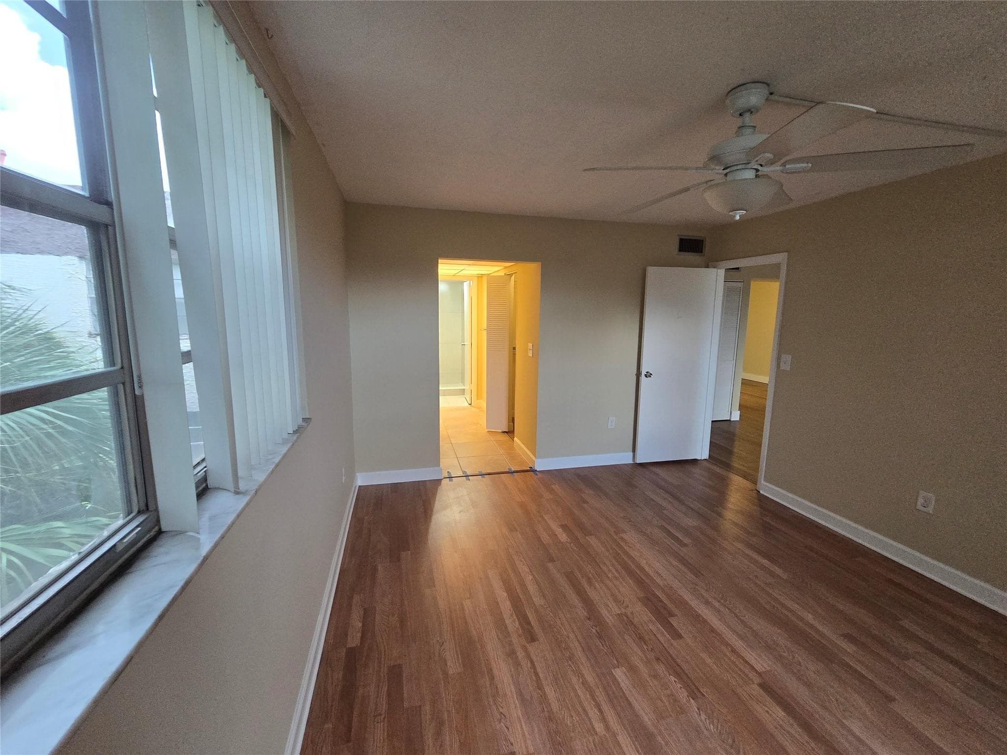 1681 NW 70th Avenue 403, Plantation, FL 33313 — photo 18 of 54