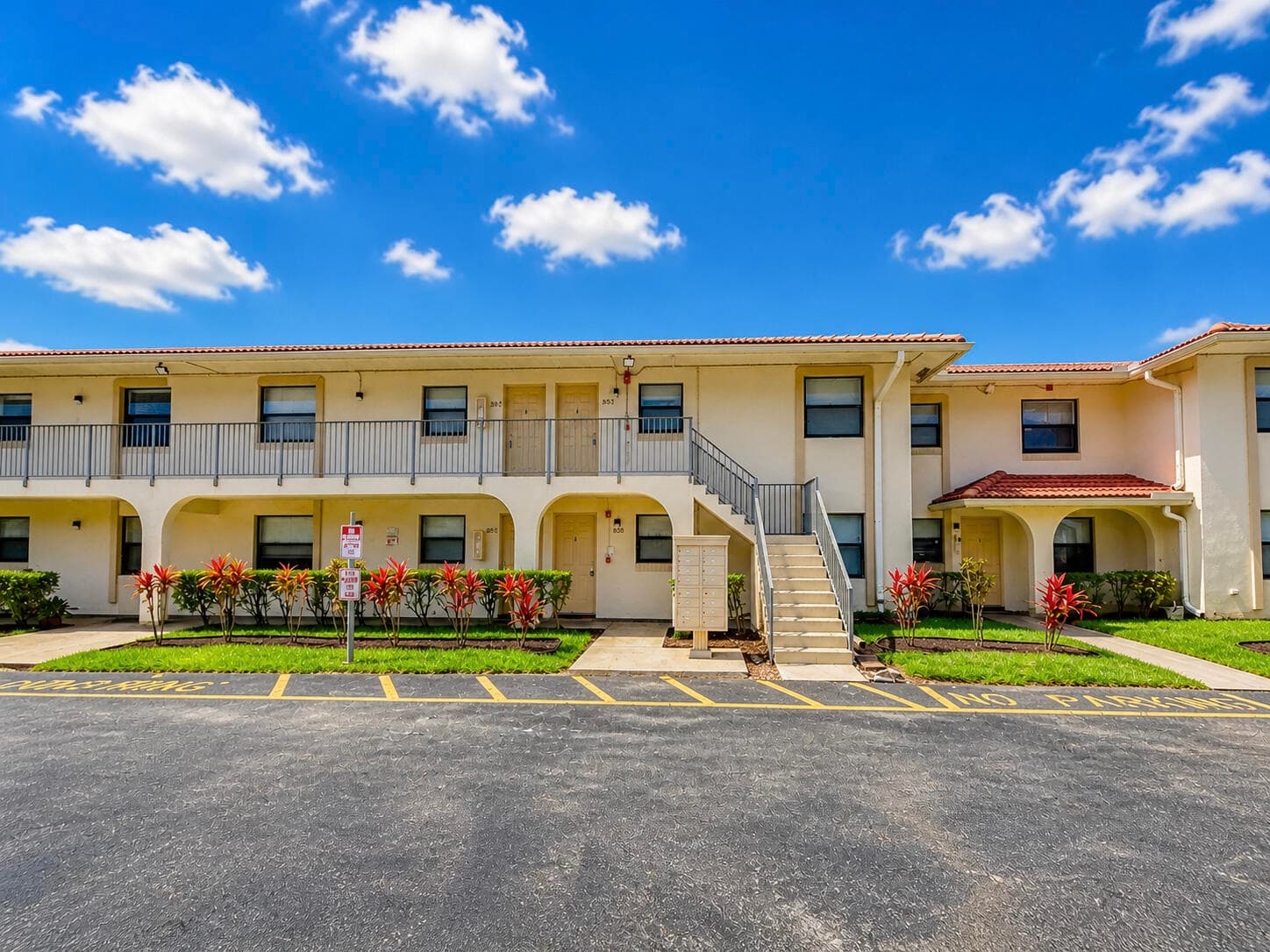 8512 NW 35th Court 8512, Coral Springs, FL 33065 — photo 13 of 17