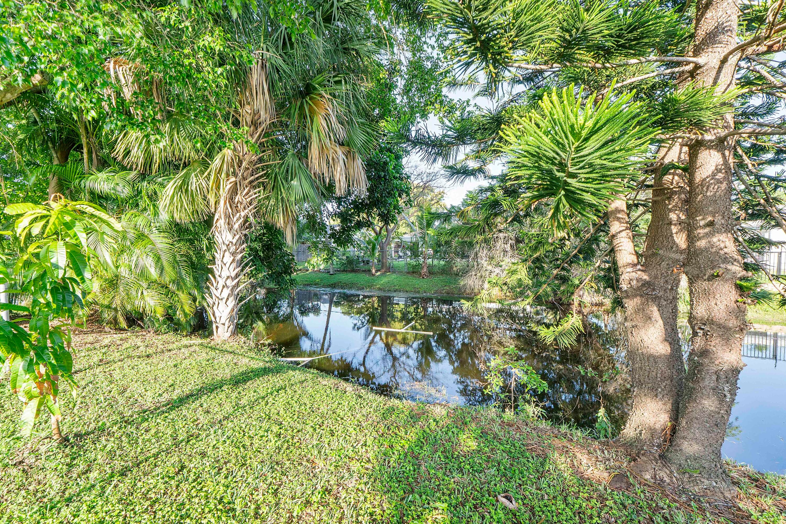 4020 NW 113th Avenue, Coral Springs, FL 33065 — photo 44 of 47