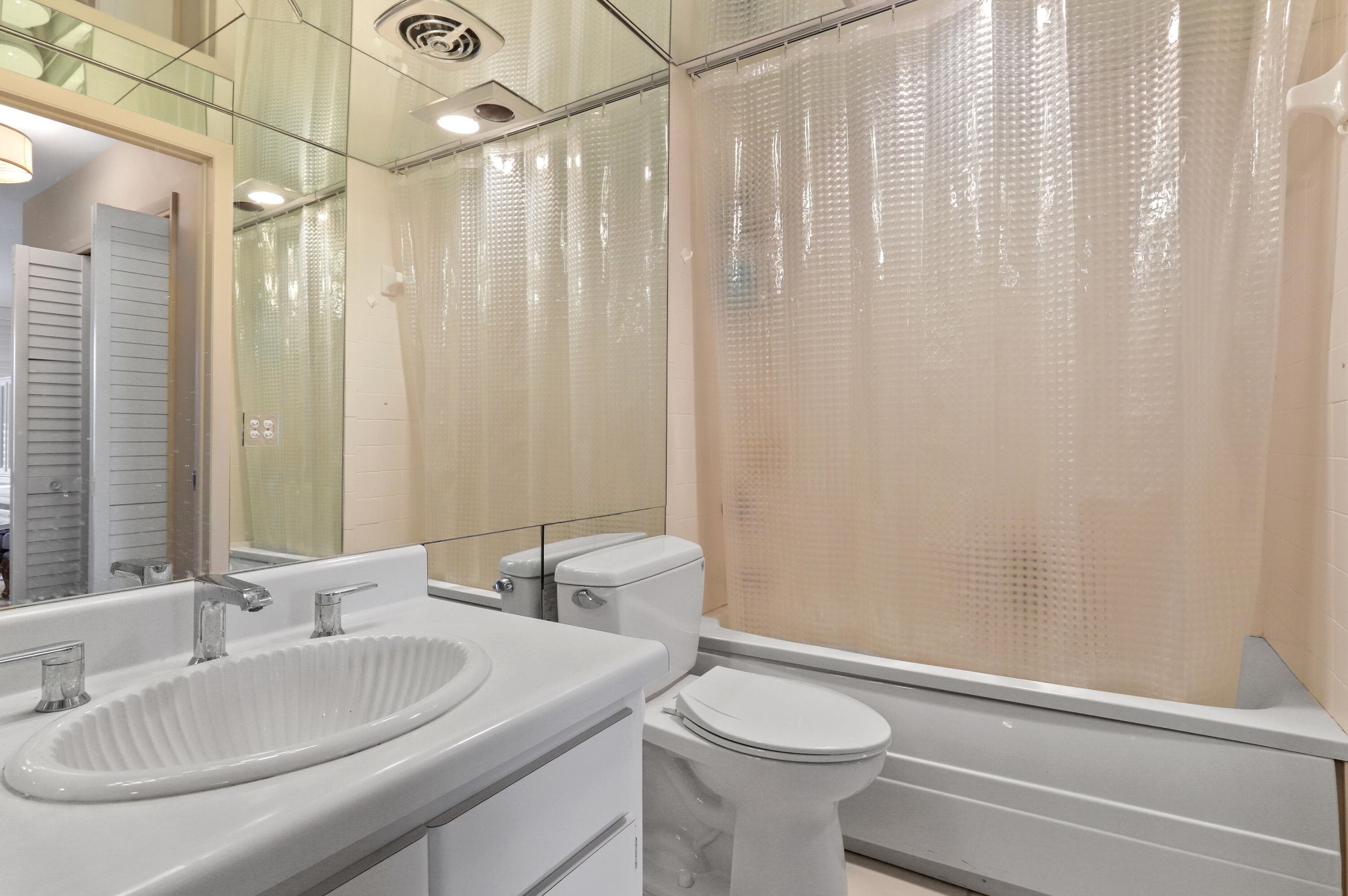2295 S Ocean Boulevard 505, Palm Beach, FL 33480 — photo 24 of 52