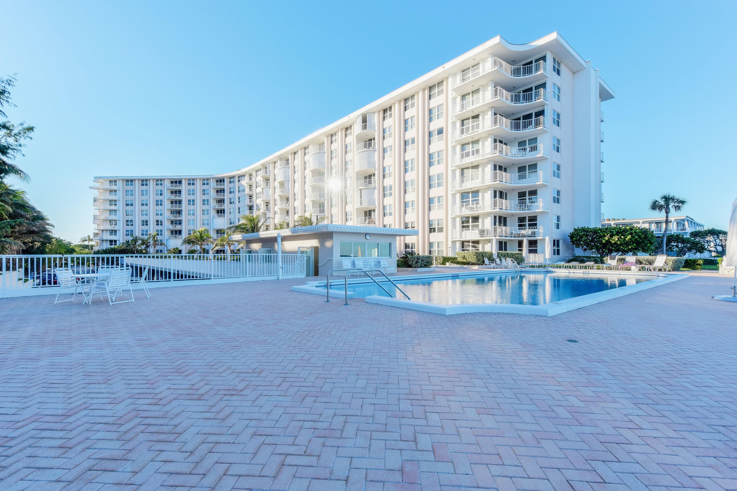 2295 S Ocean Boulevard 505, Palm Beach, FL 33480 — photo 29 of 52