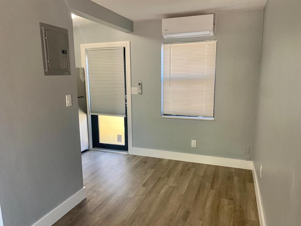 821 N Victoria Park Road 3, Fort Lauderdale, FL 33304 — photo 6 of 13
