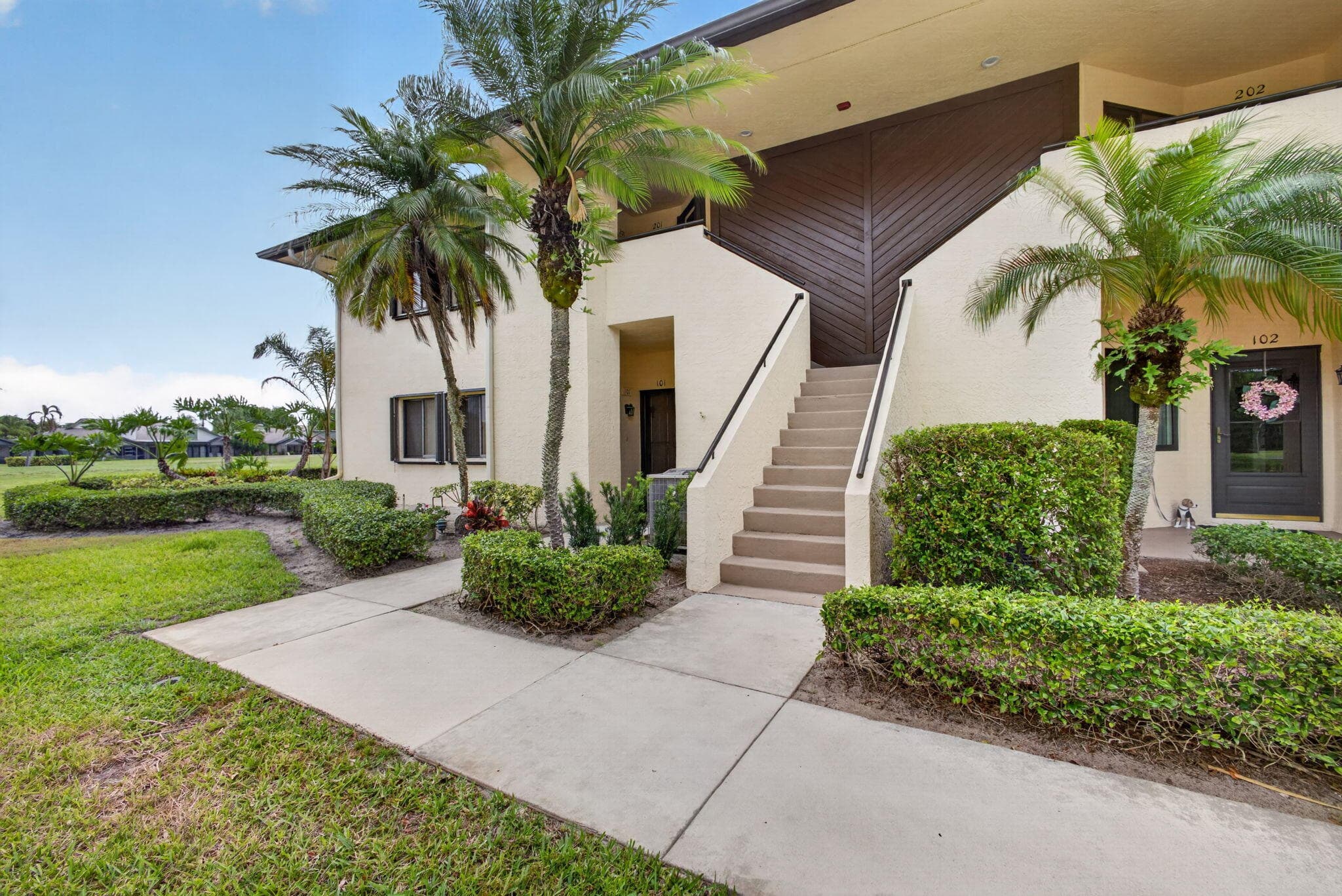6503 SE Williamsburg Drive 201, Hobe Sound, FL 33455 — photo 1 of 50