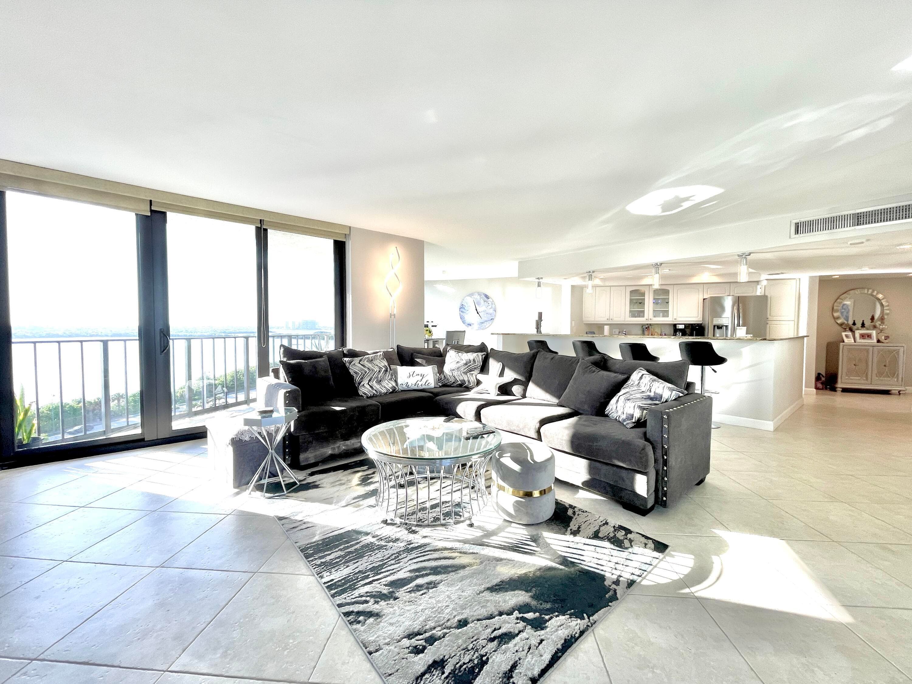 5420 N Ocean Drive 906, Singer Island, FL 33404 — photo 10 of 49