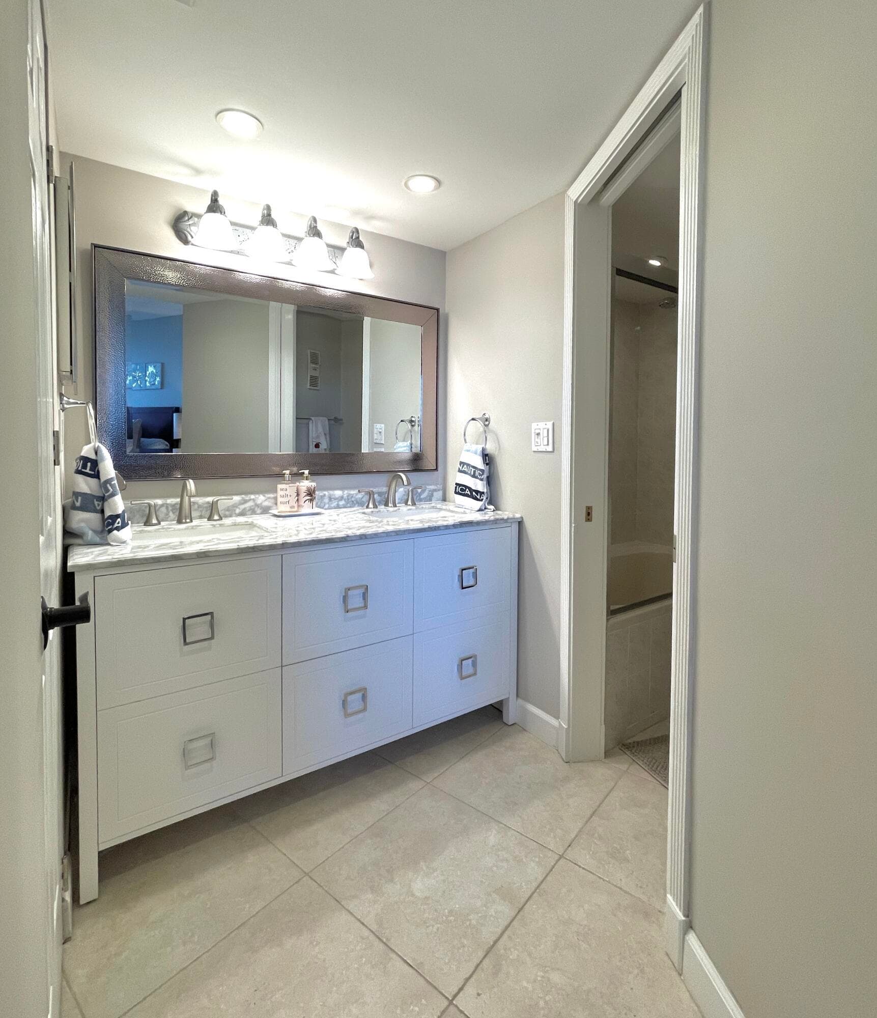 5420 N Ocean Drive 906, Singer Island, FL 33404 — photo 22 of 49