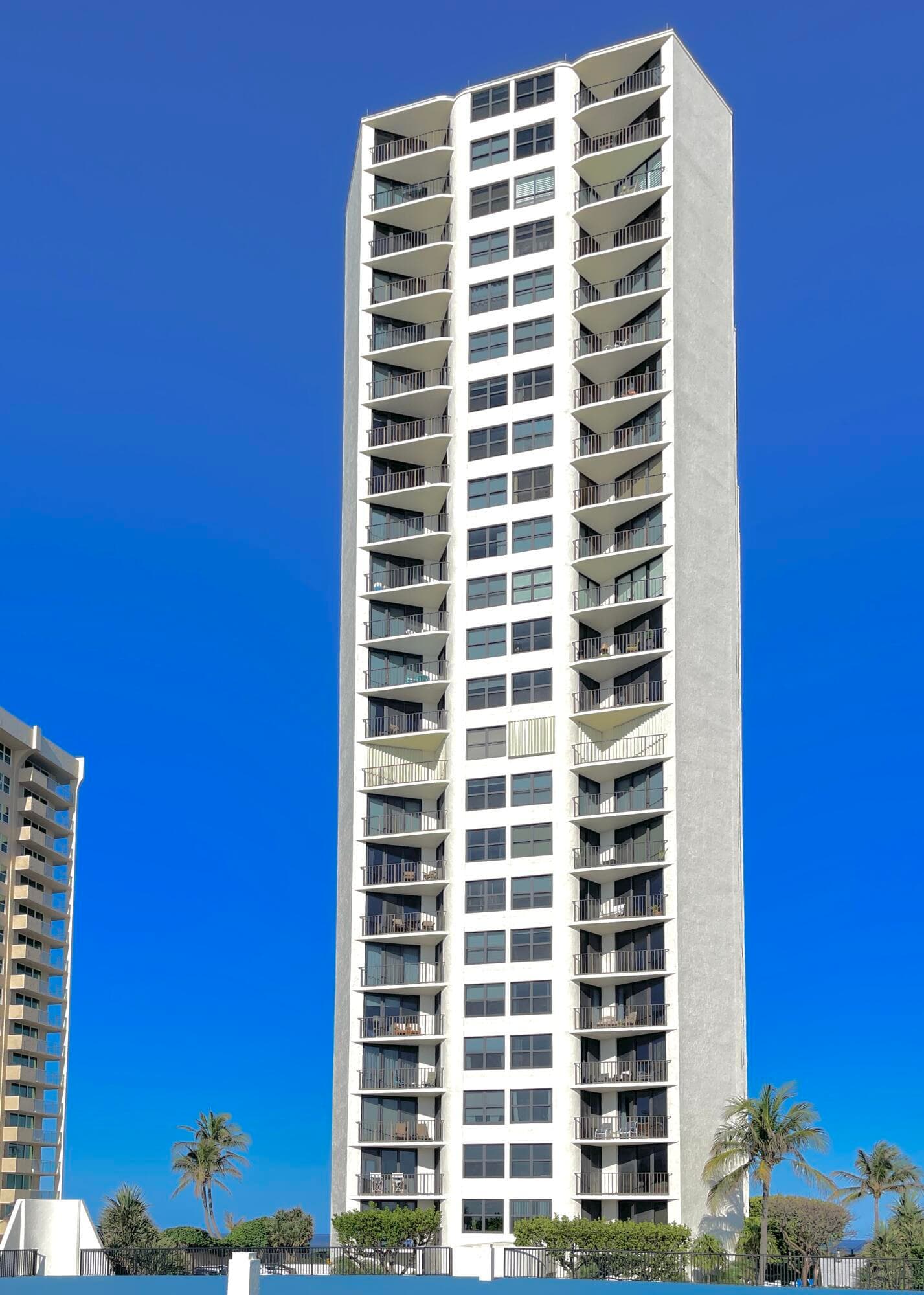5420 N Ocean Drive 906, Singer Island, FL 33404 — photo 38 of 49