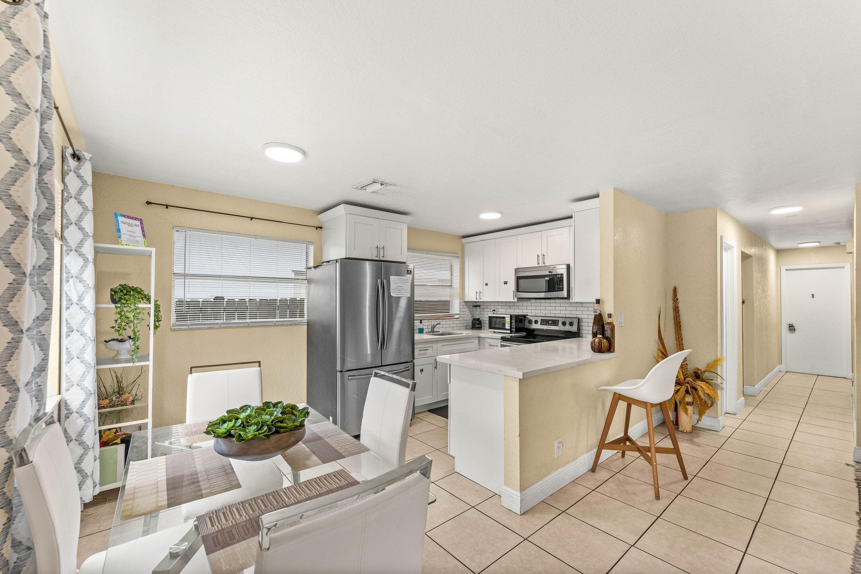 2640 NW 14th Court, Fort Lauderdale, FL 33311 — photo 8 of 23