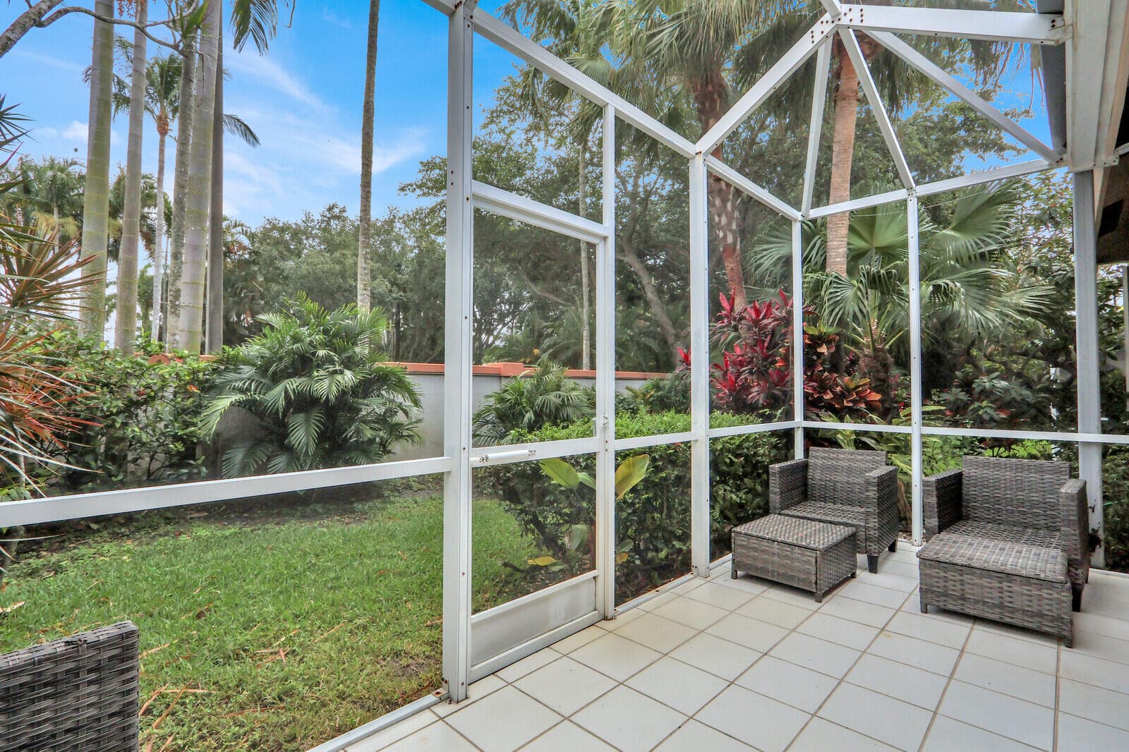 9531 Crescent View Drive N, Boynton Beach, FL 33437 — photo 34 of 50
