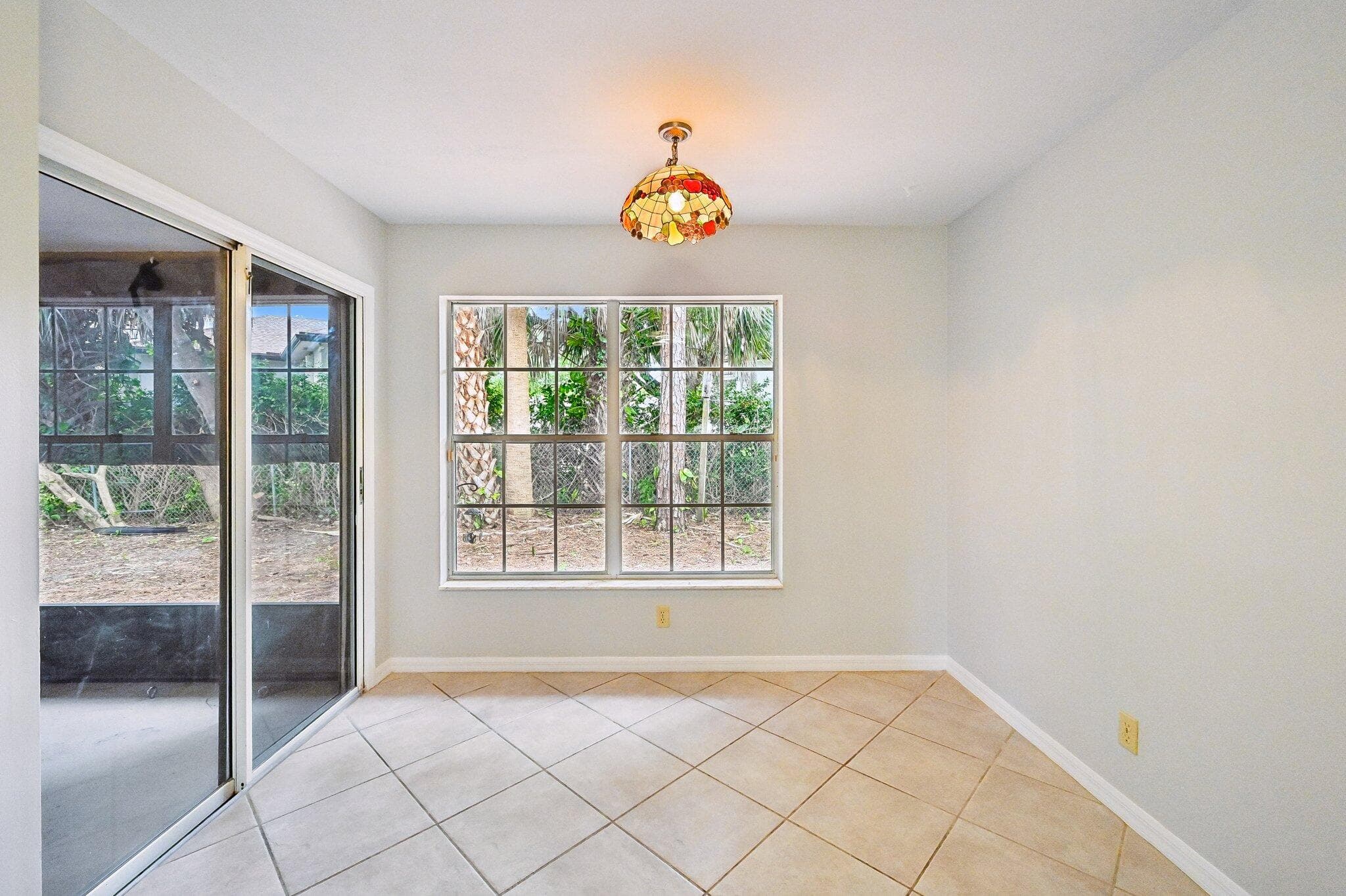 160 Royal Pine Circle S, Royal Palm Beach, FL 33411 — photo 10 of 25