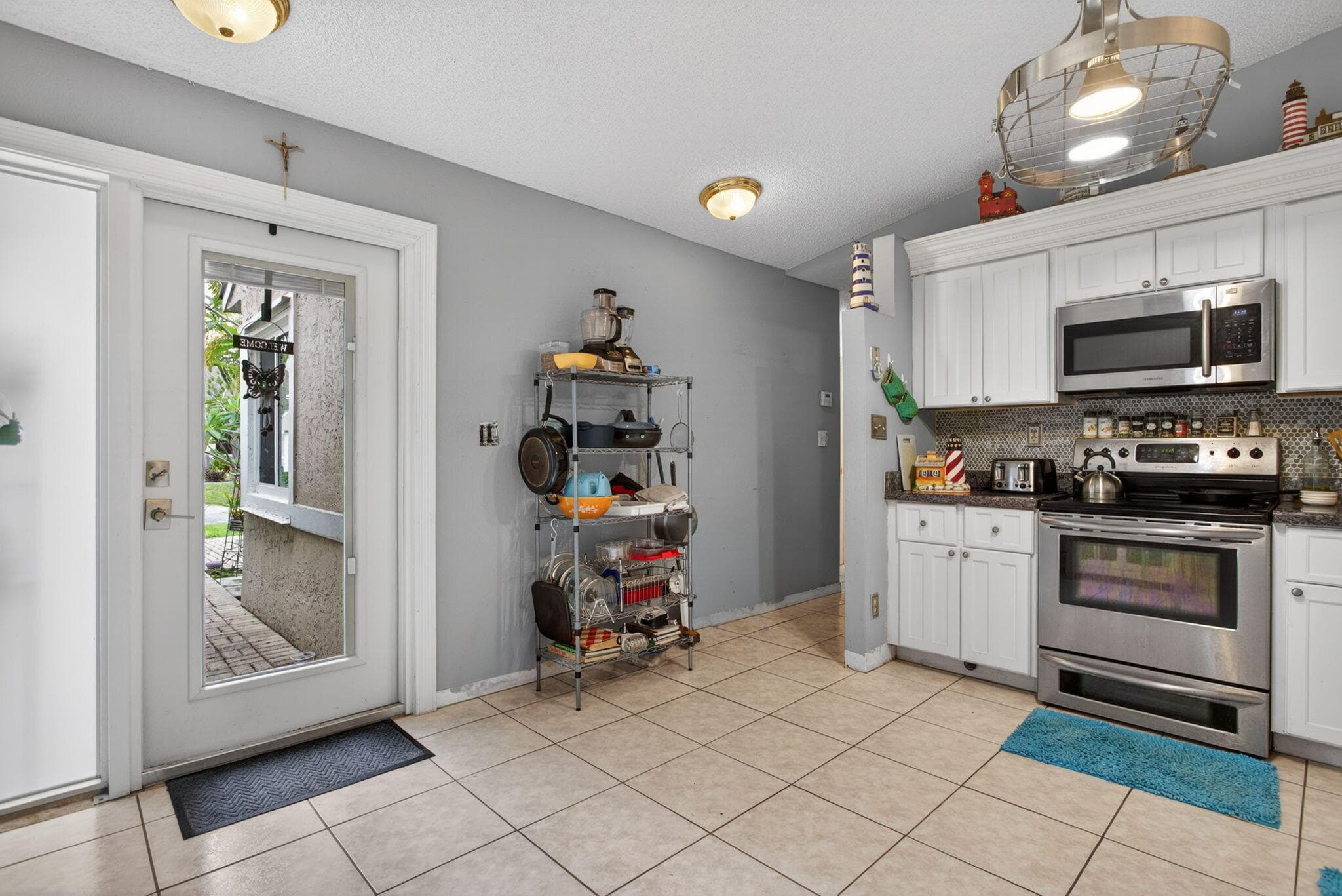 5028 NW 11th Way, Deerfield Beach, FL 33064 — photo 6 of 44