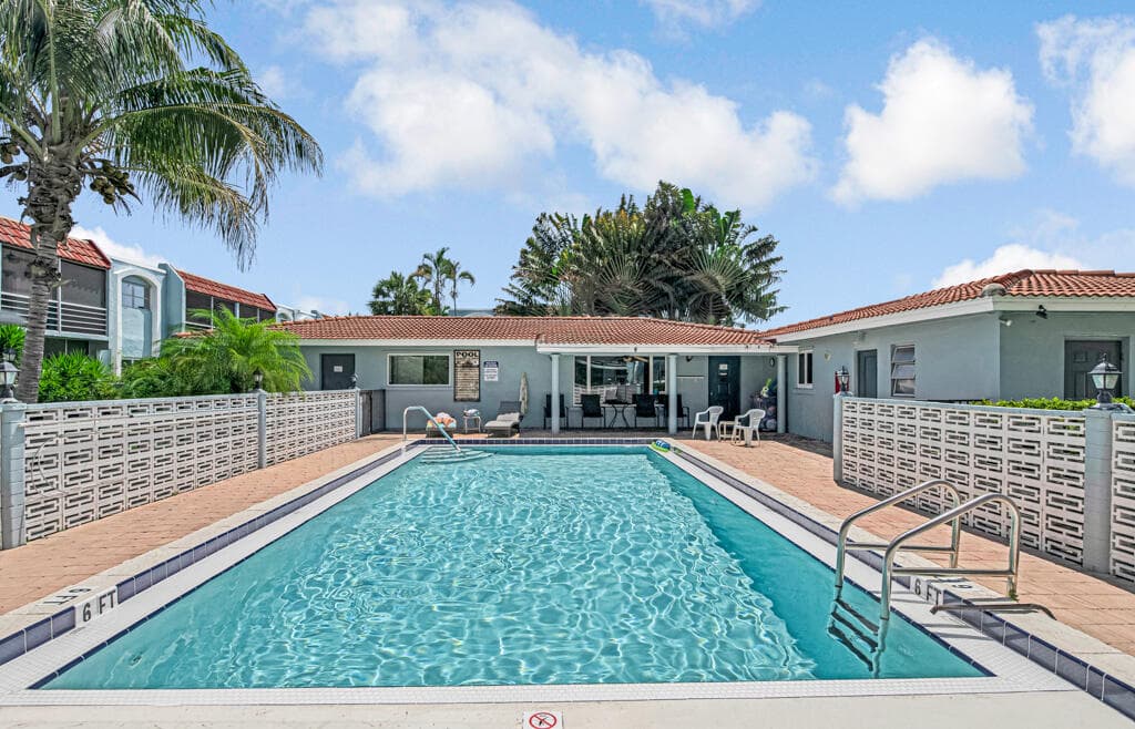 1430 S Lakeside Drive 22, Lake Worth Beach, FL 33460 — photo 11 of 20
