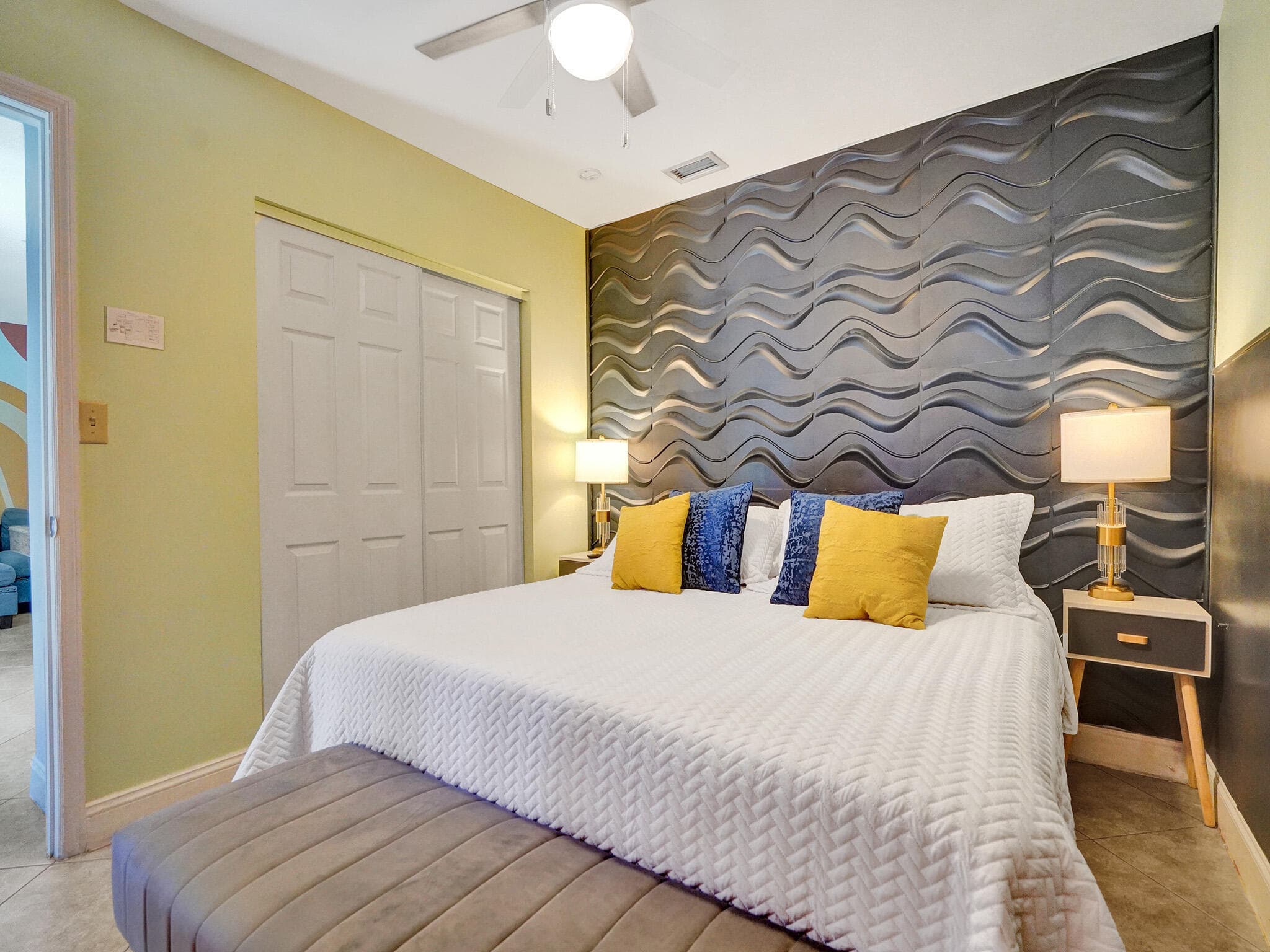4460 NE 17th Terrace, Oakland Park, FL 33334 — photo 12 of 59