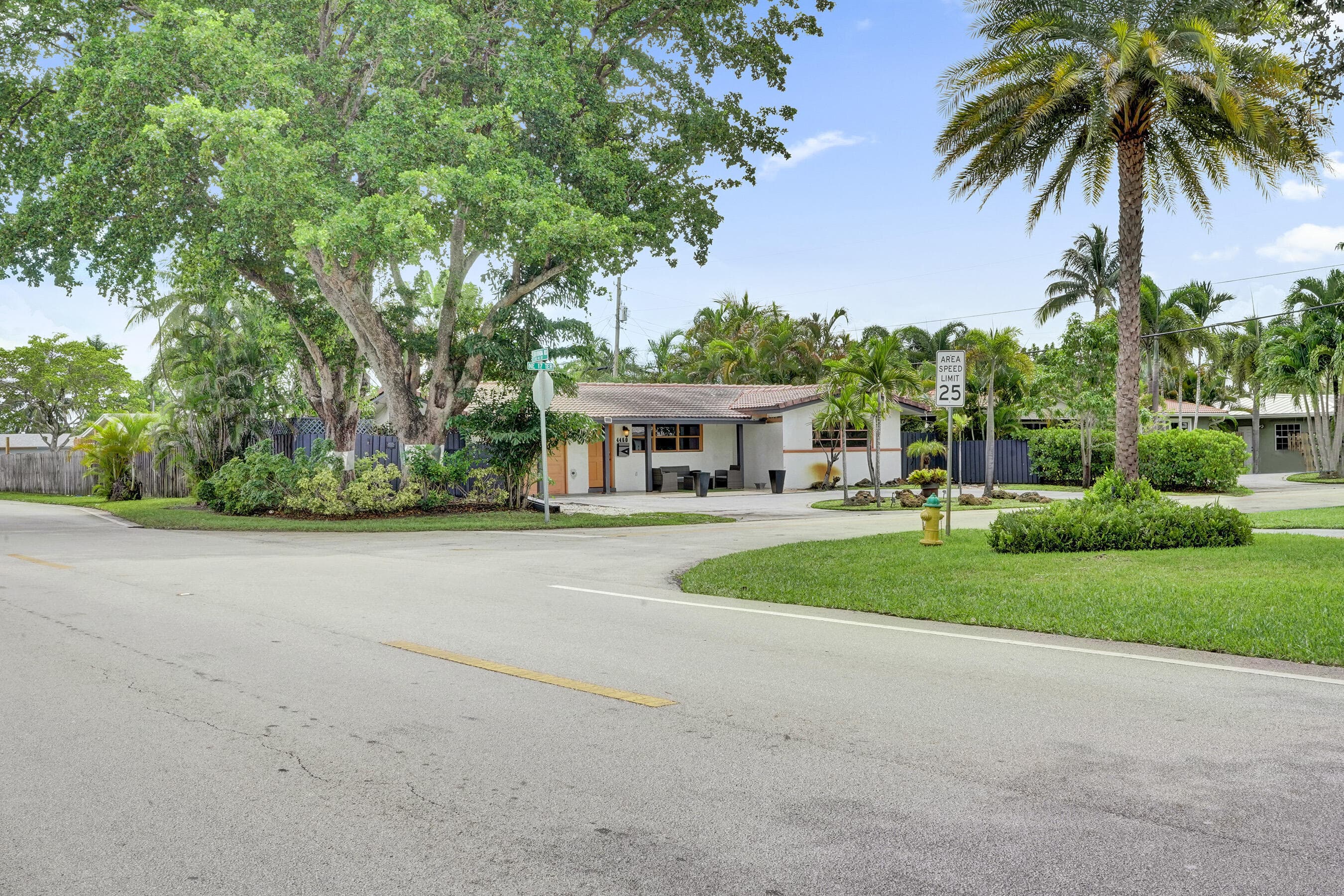 4460 NE 17th Terrace, Oakland Park, FL 33334 — photo 53 of 59