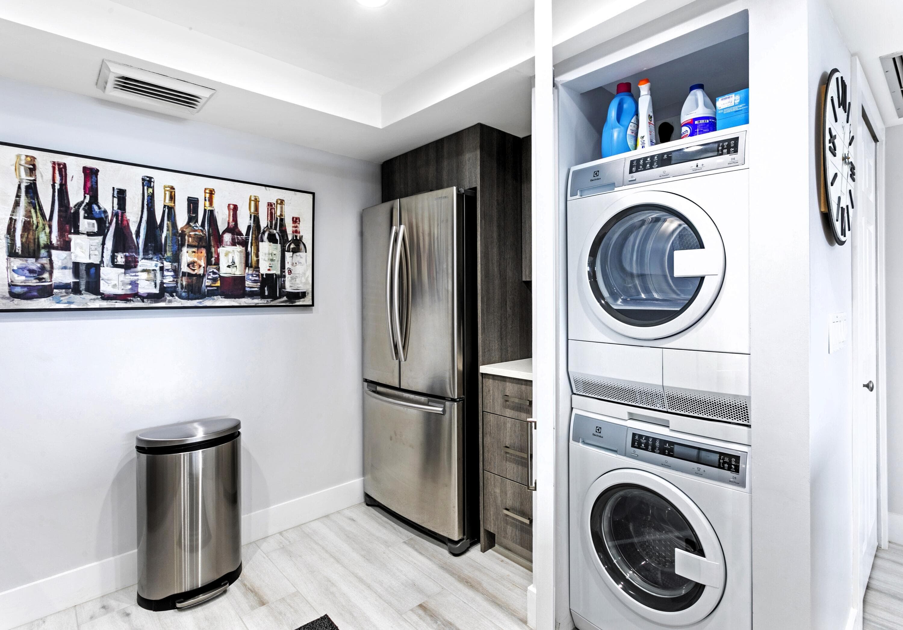 2400 Presidential Way 1803, West Palm Beach, FL 33401 — photo 11 of 34