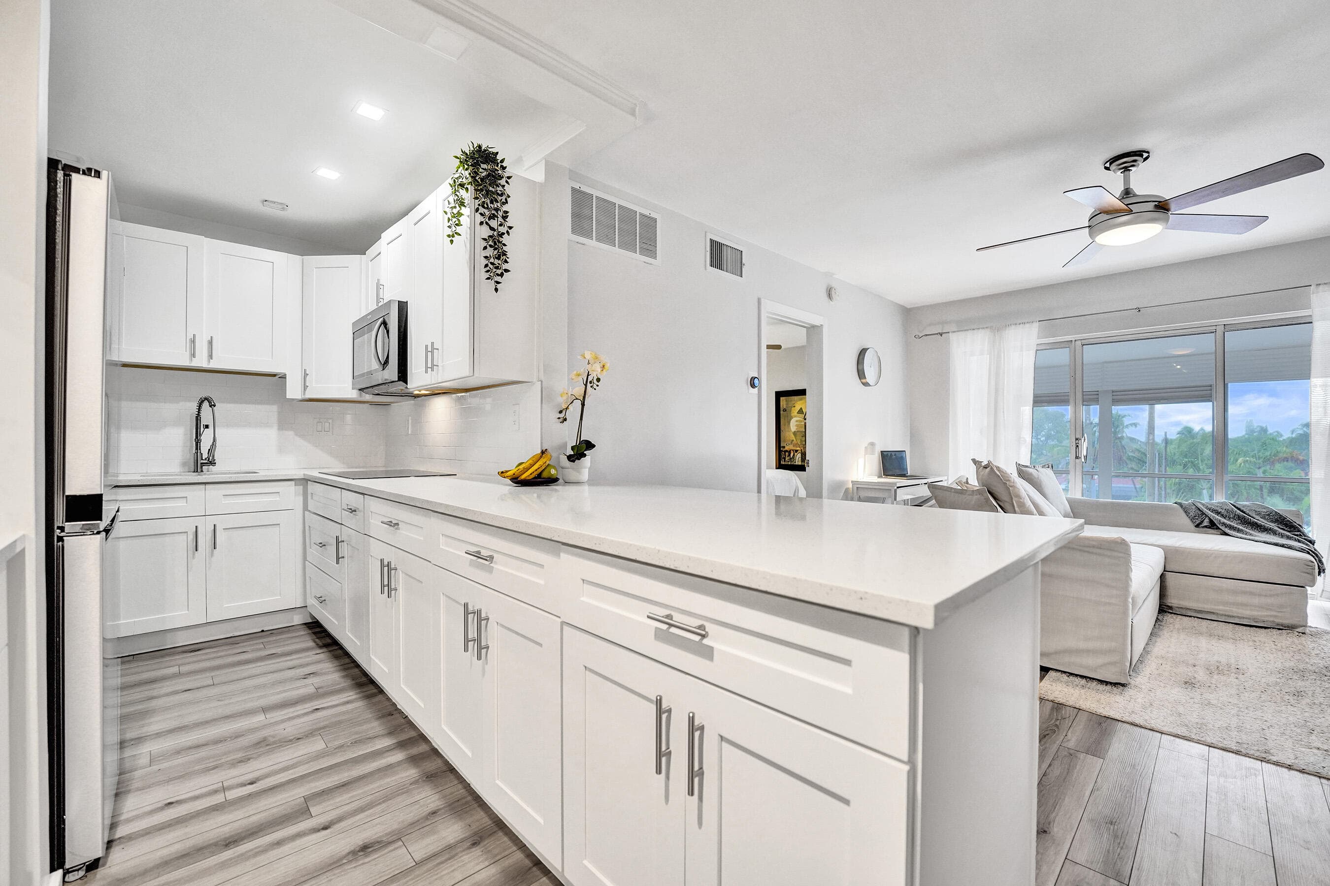 3040 NE 16th Avenue A405, Oakland Park, FL 33334 — photo 5 of 37