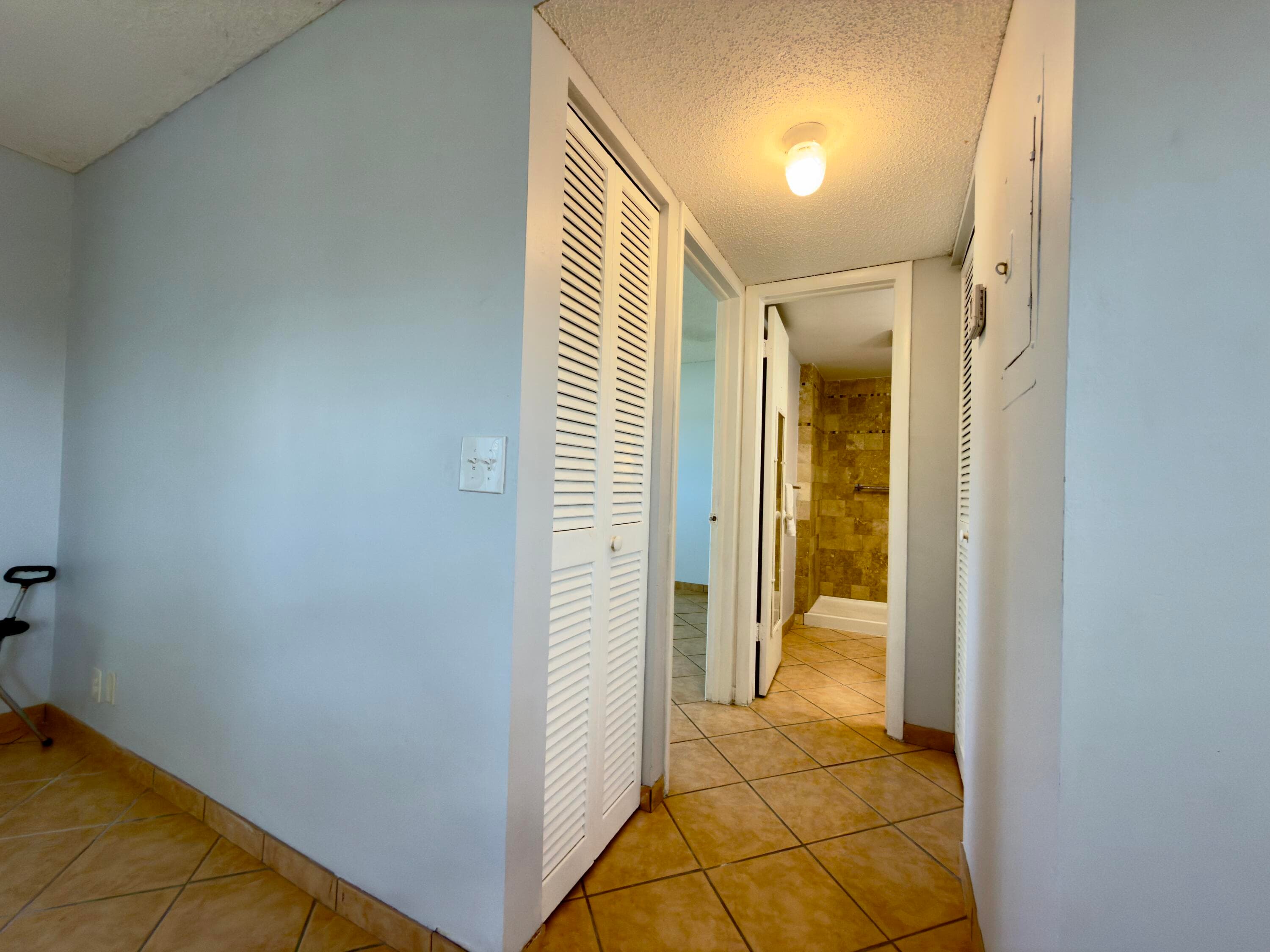 200 Bonnie Boulevard 132, Palm Springs, FL 33461 — photo 9 of 28