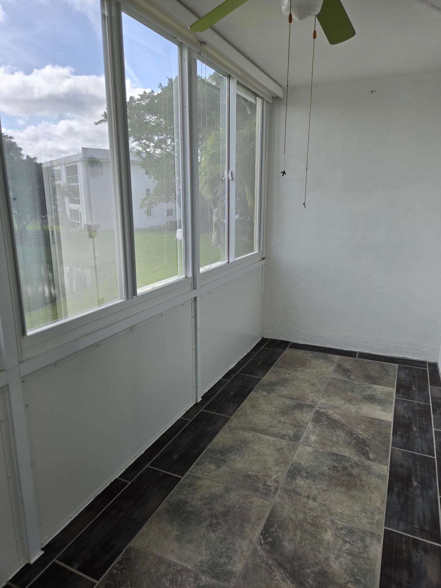 Condominium in West Palm Beach — photo 17 of 21