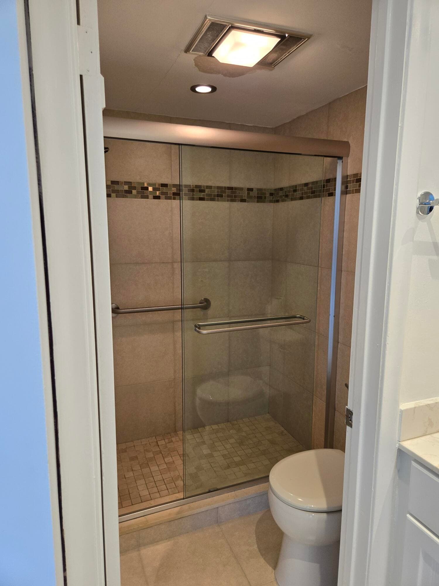 Condominium in West Palm Beach — photo 5 of 21