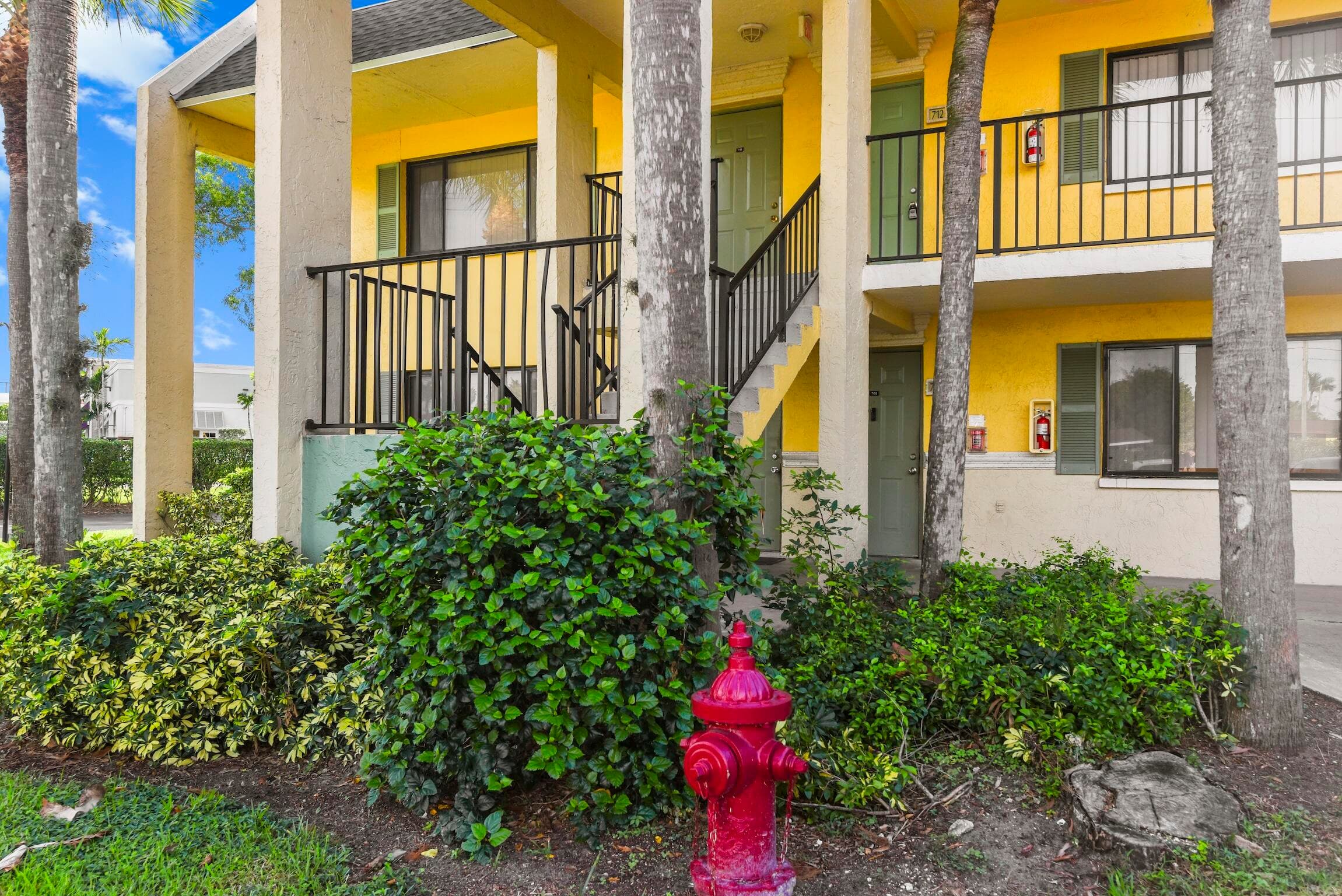 712 Meadows Circle, Boynton Beach, FL 33436 — photo 27 of 30
