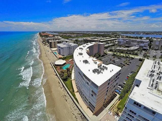 3590 S Ocean Boulevard 207, South Palm Beach, FL 33480 — photo 4 of 6