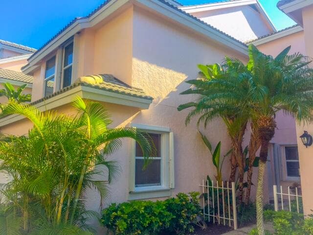 2707 Fairway Drive N, Jupiter, FL 33477 — photo 2 of 29