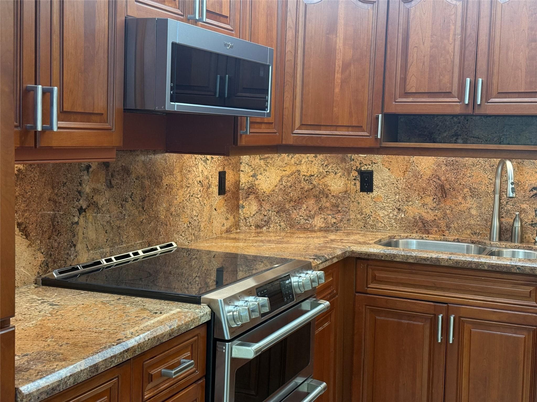 3800 Galt Ocean Drive 905, Fort Lauderdale, FL 33308 — photo 10 of 31