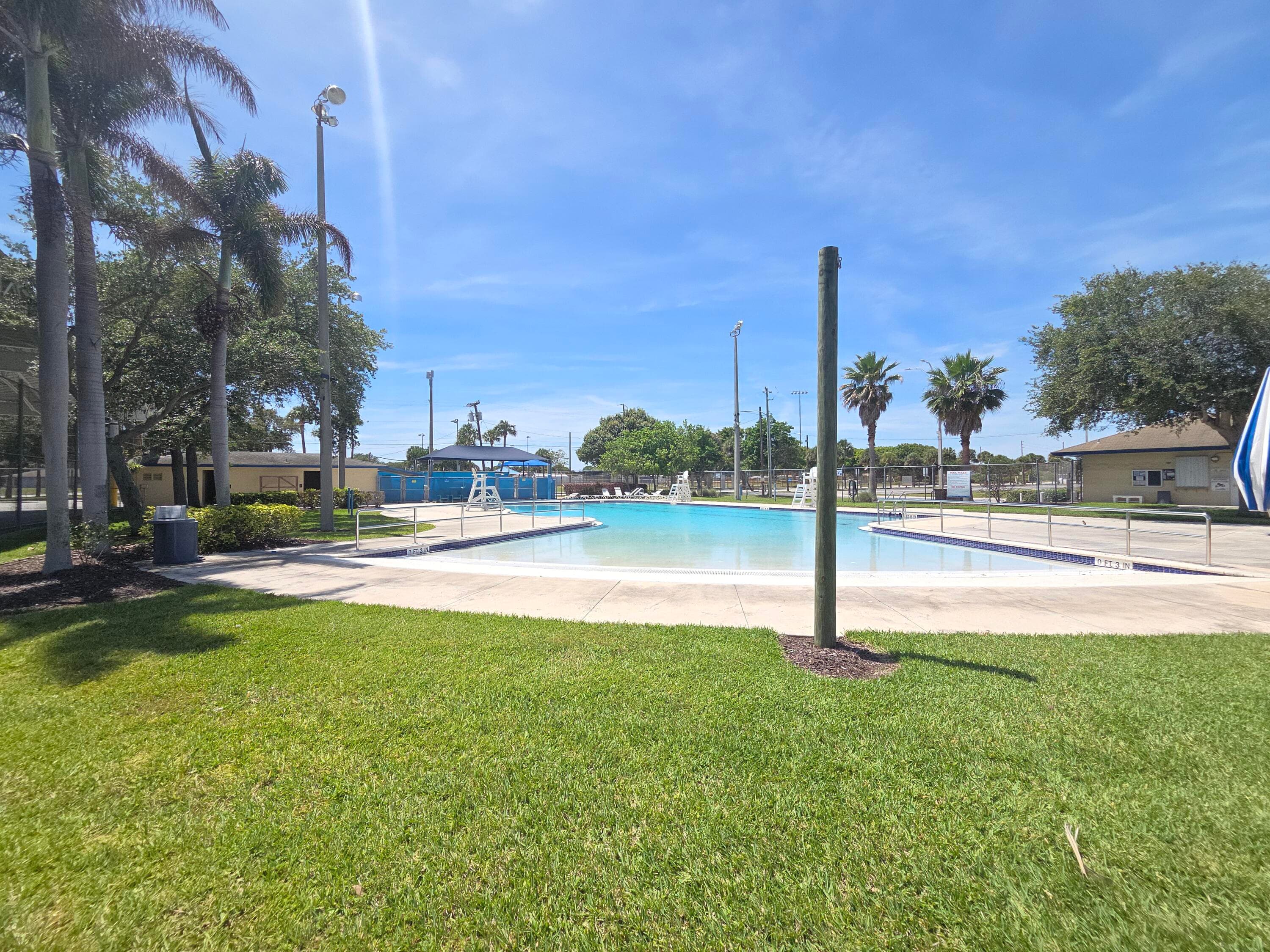 1219 Avenue M, Fort Pierce, FL 34950 — photo 13 of 24