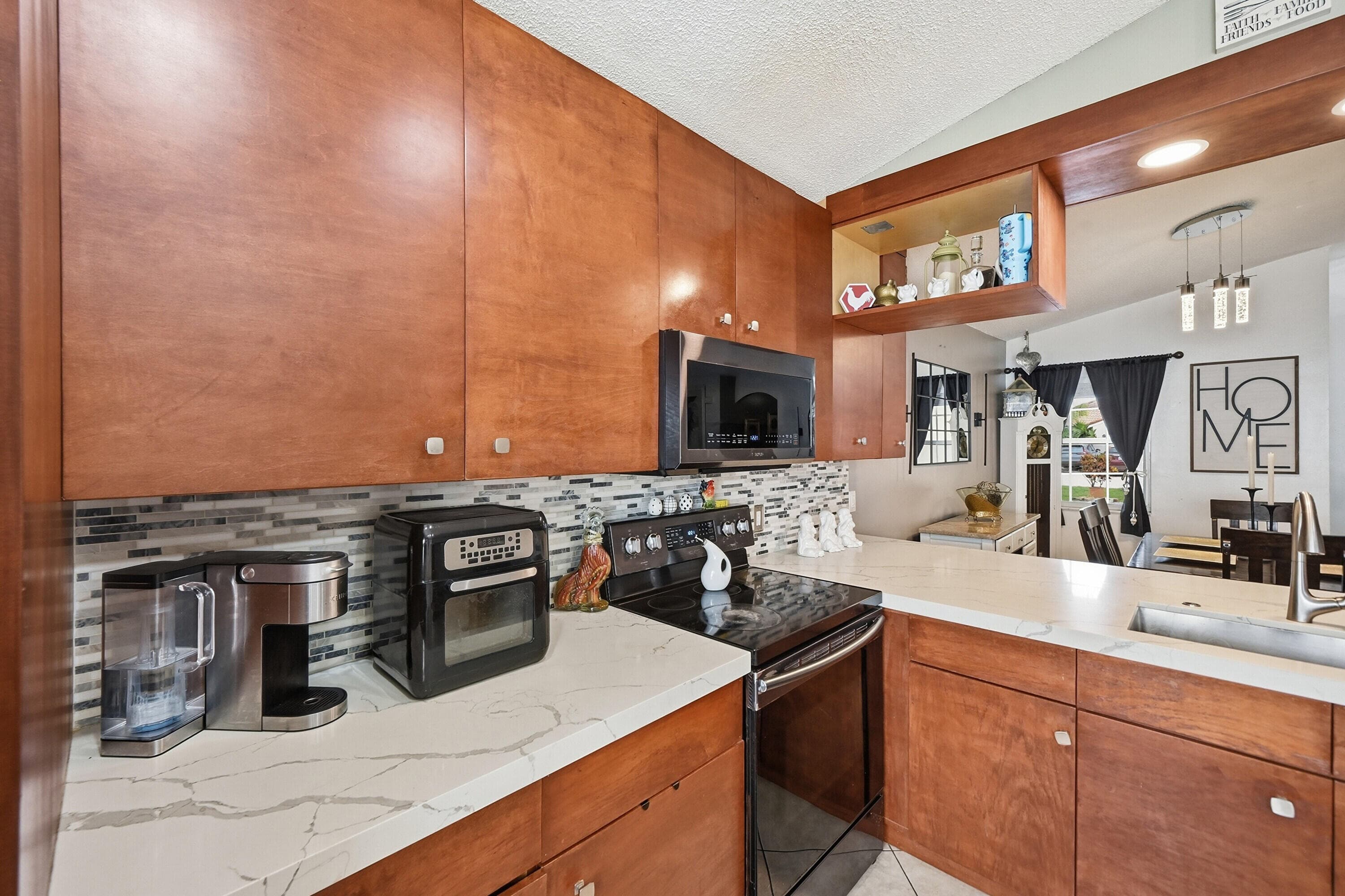 7069 Burgess Drive, Lake Worth, FL 33467 — photo 15 of 41