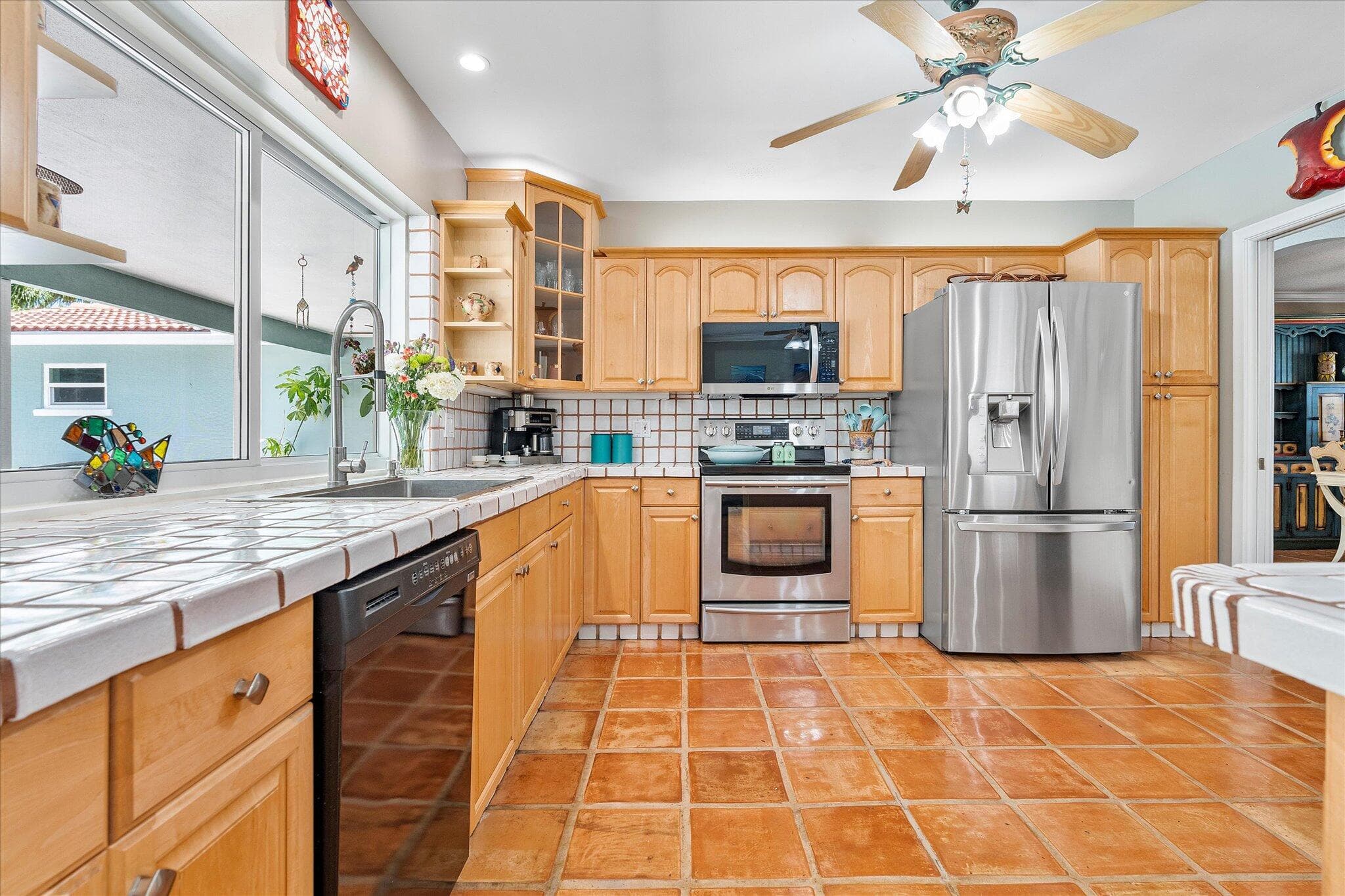 5101 N 36th Court, Hollywood, FL 33021 — photo 16 of 48
